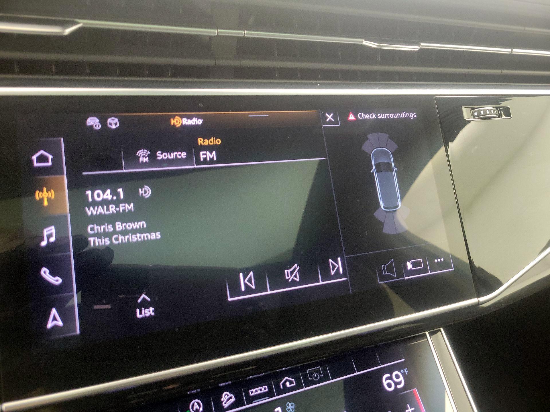 Thumbnail: 2023 Audi Q7 - 16