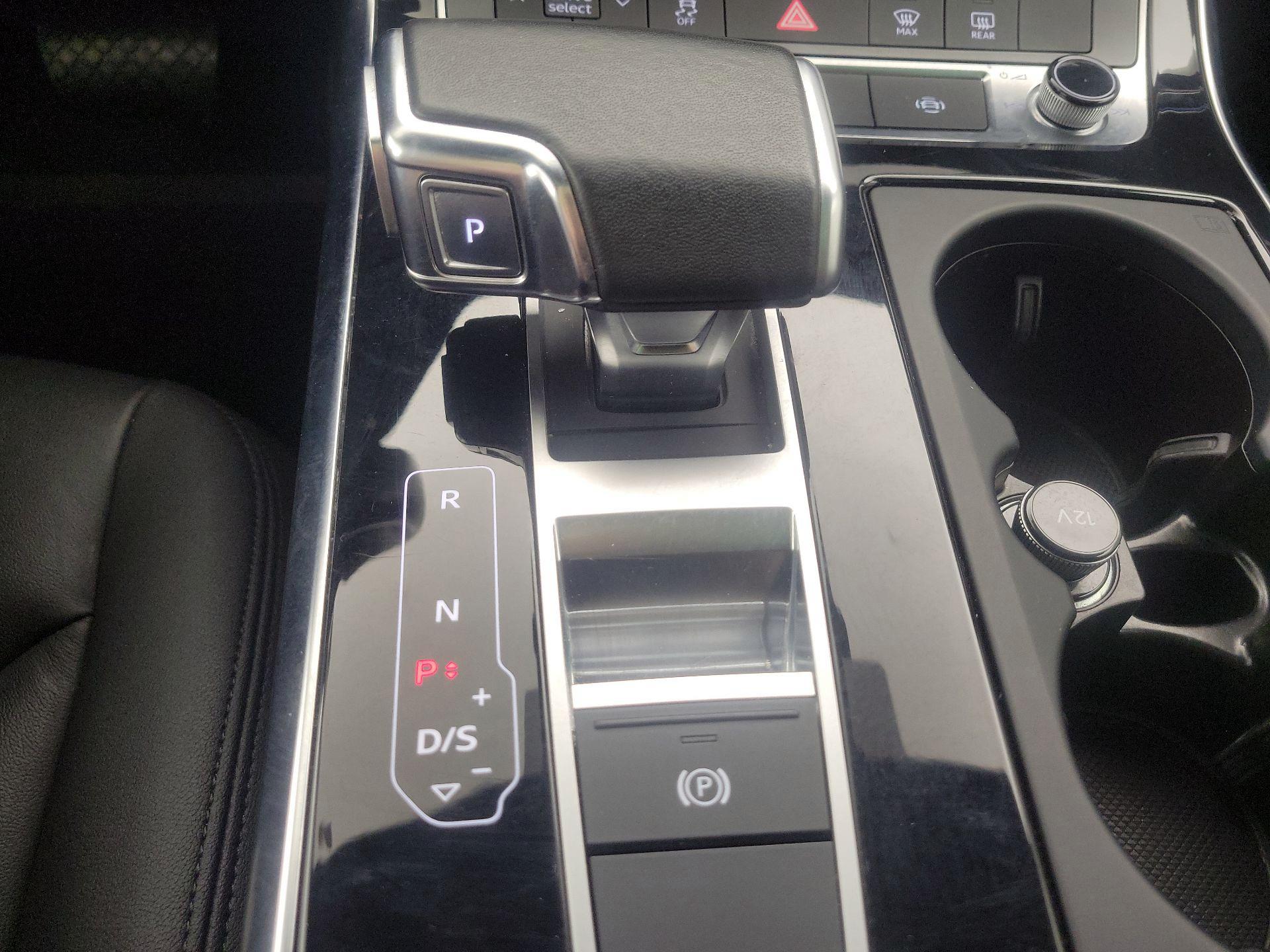 Thumbnail: 2023 Audi Q7 - 18