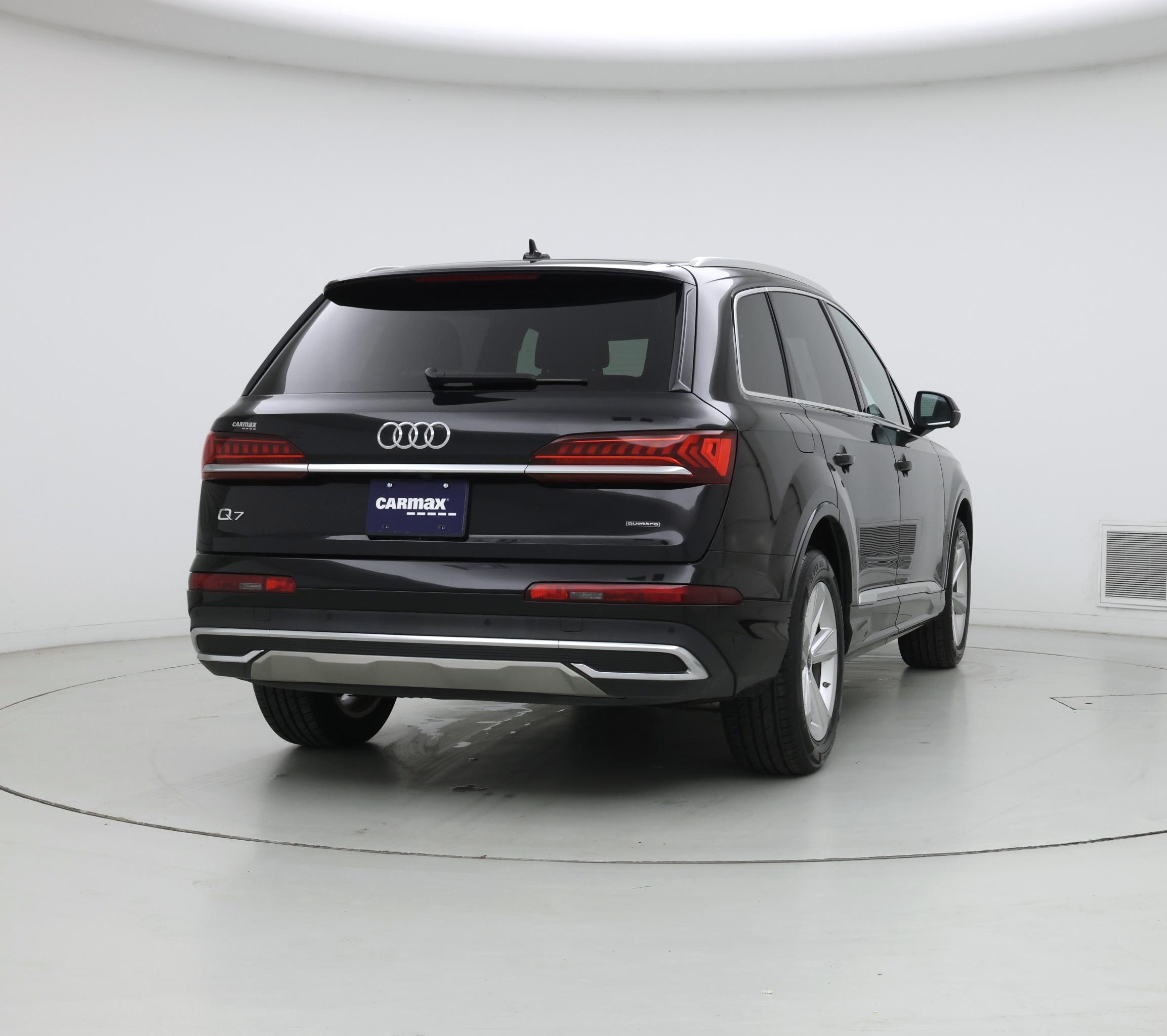 Thumbnail: 2023 Audi Q7 - 8