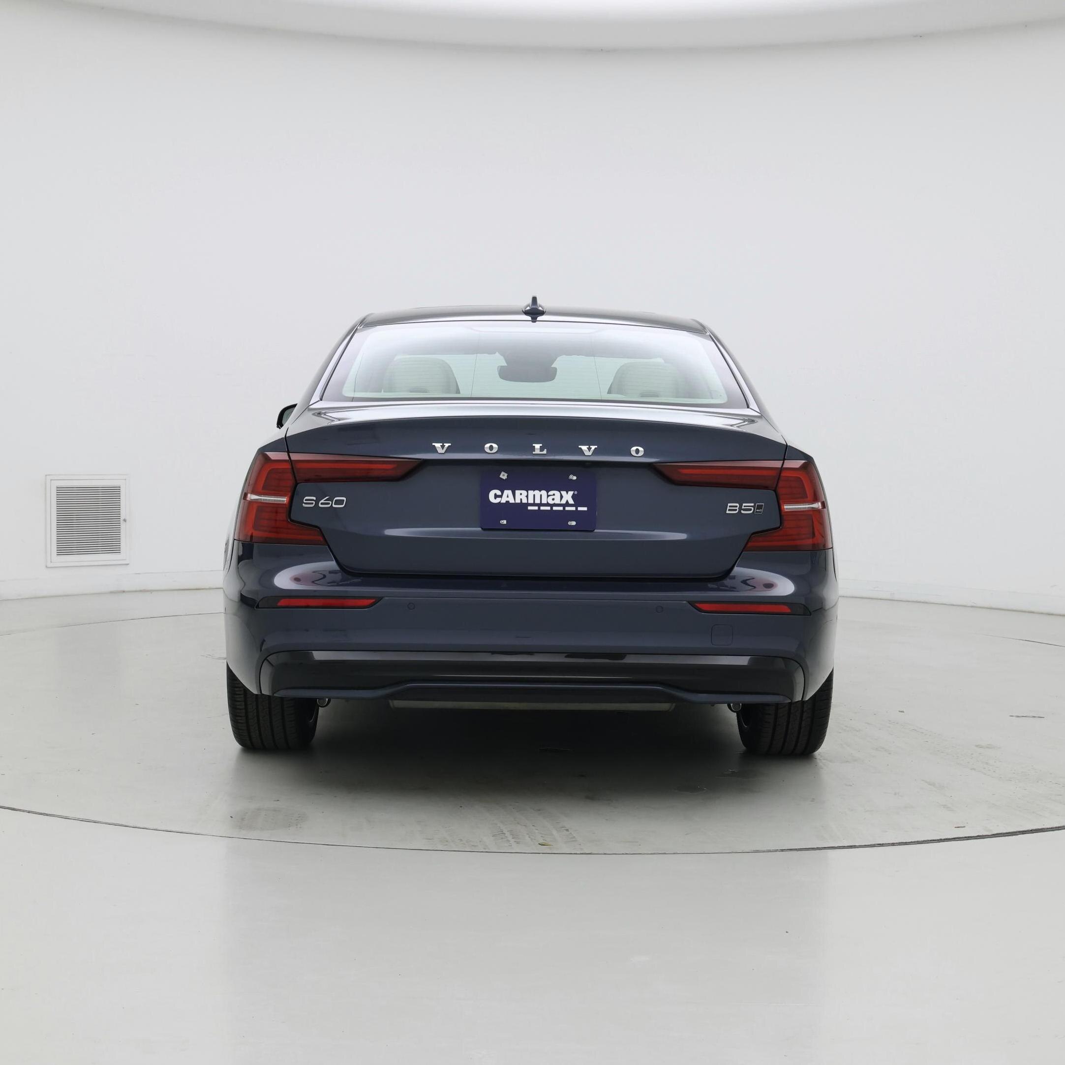 Thumbnail: 2024 Volvo S60 - 6