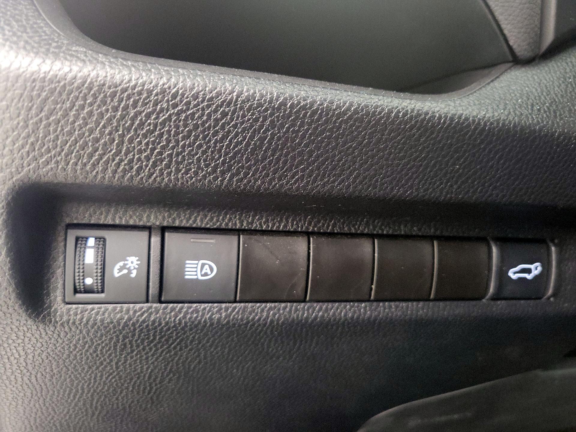 Thumbnail: 2023 Toyota RAV4 - 13