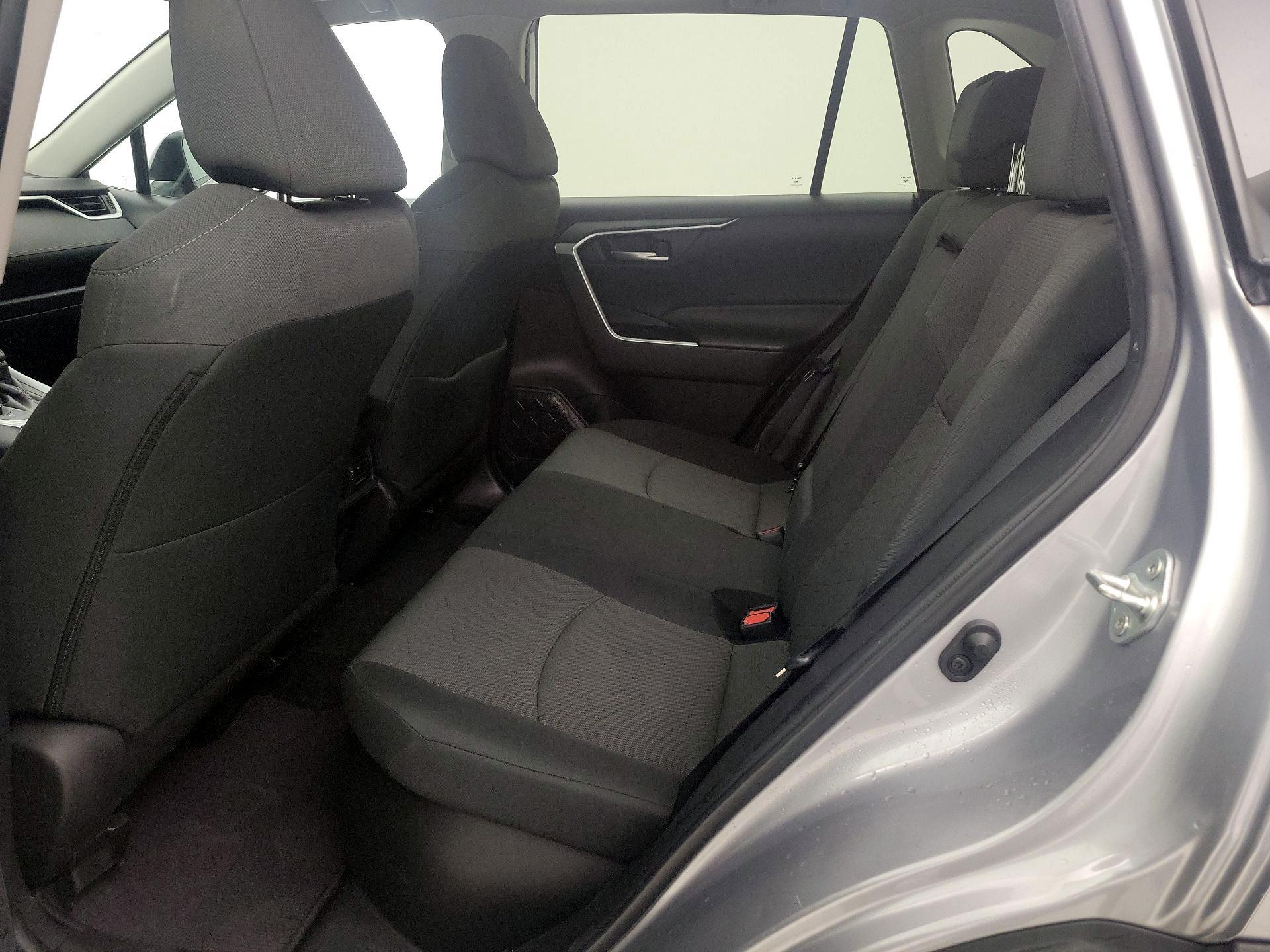 Thumbnail: 2023 Toyota RAV4 - 20