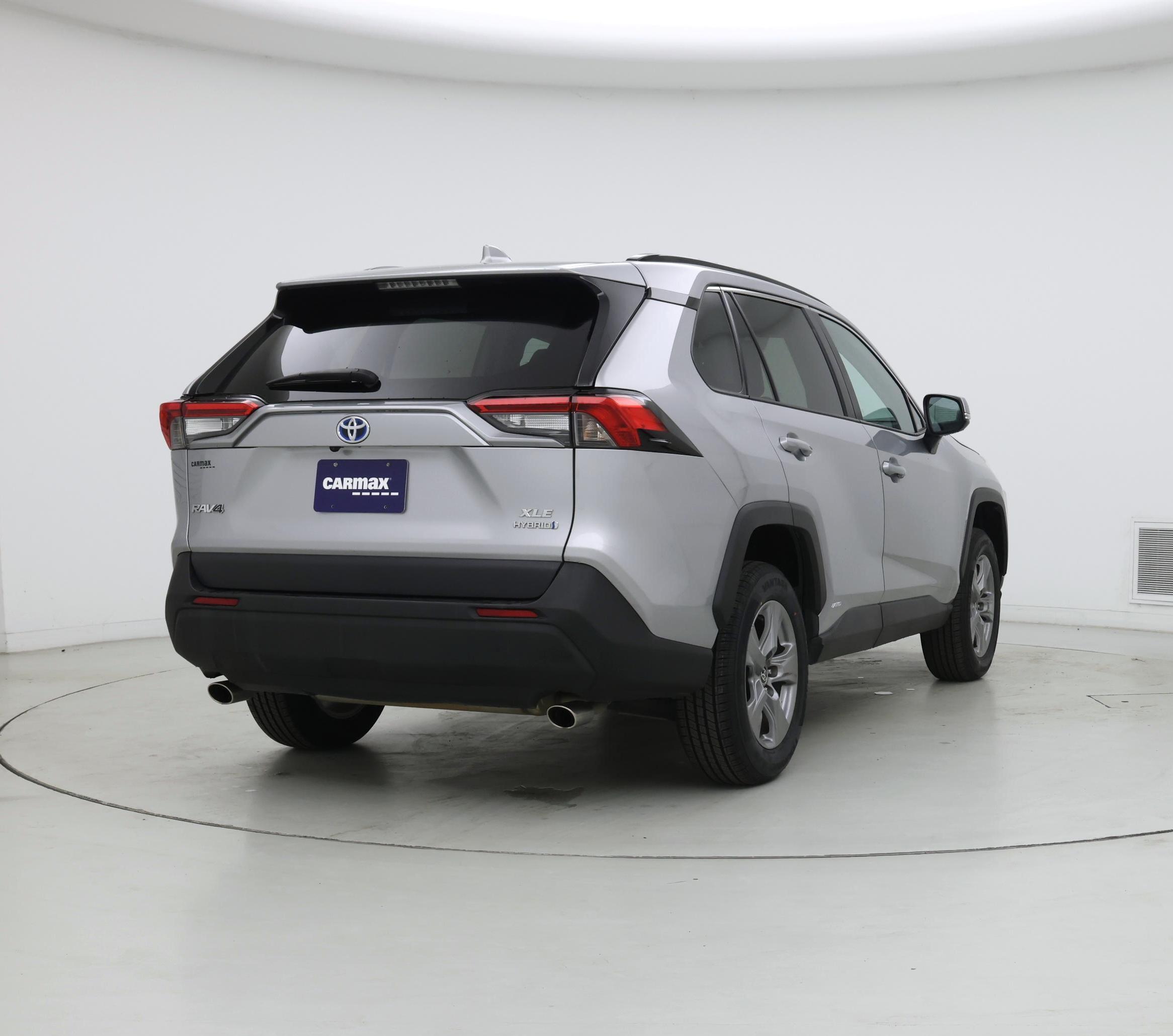 Thumbnail: 2023 Toyota RAV4 - 8