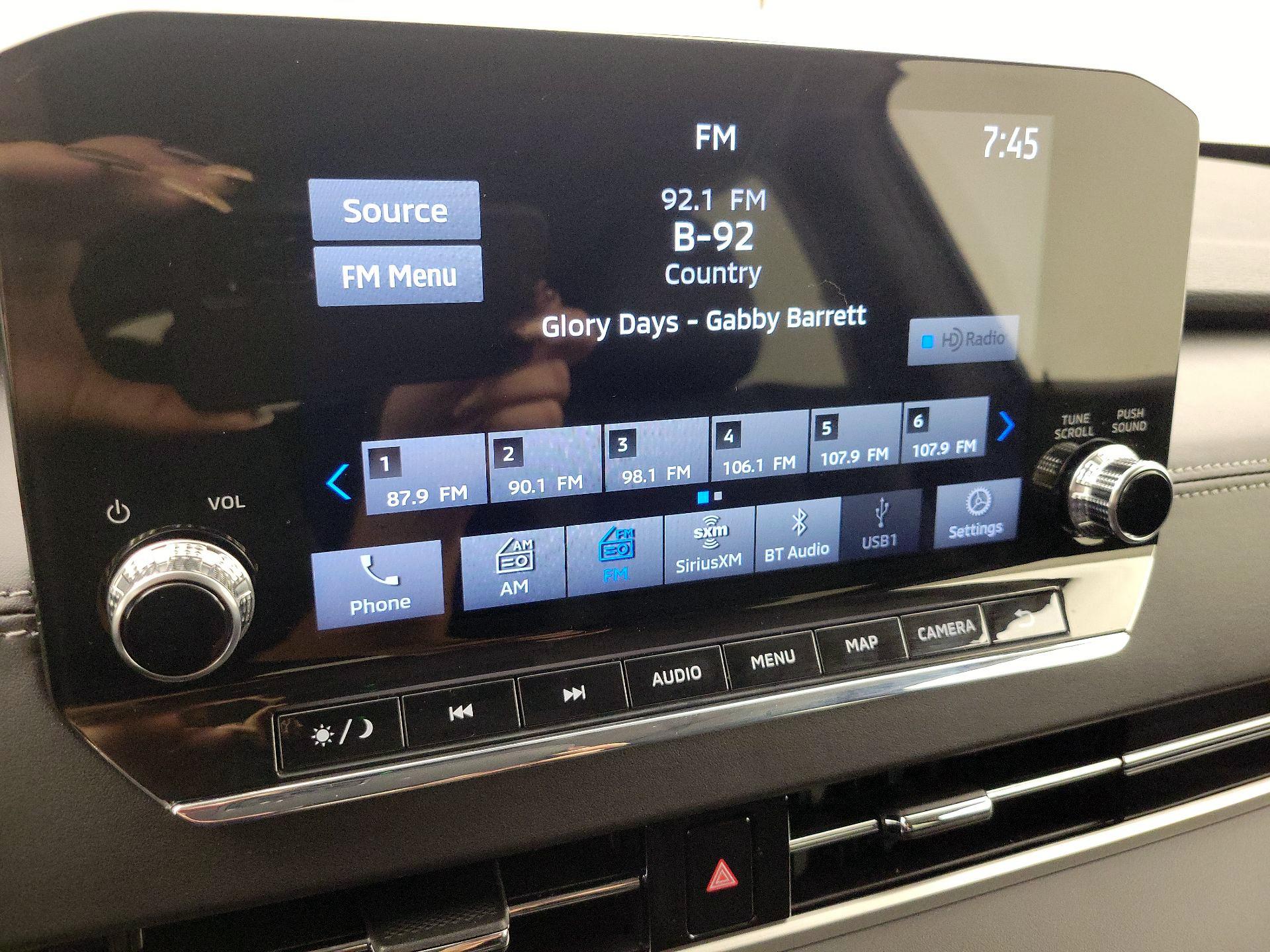 Thumbnail: 2024 Mitsubishi Outlander - 16