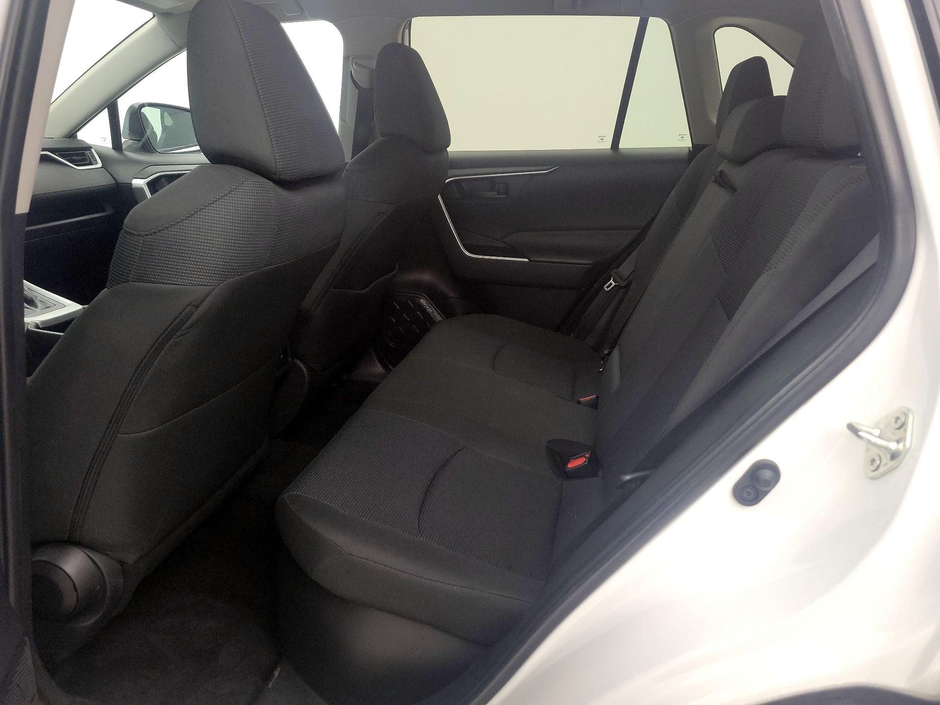 Thumbnail: 2024 Toyota RAV4 - 19