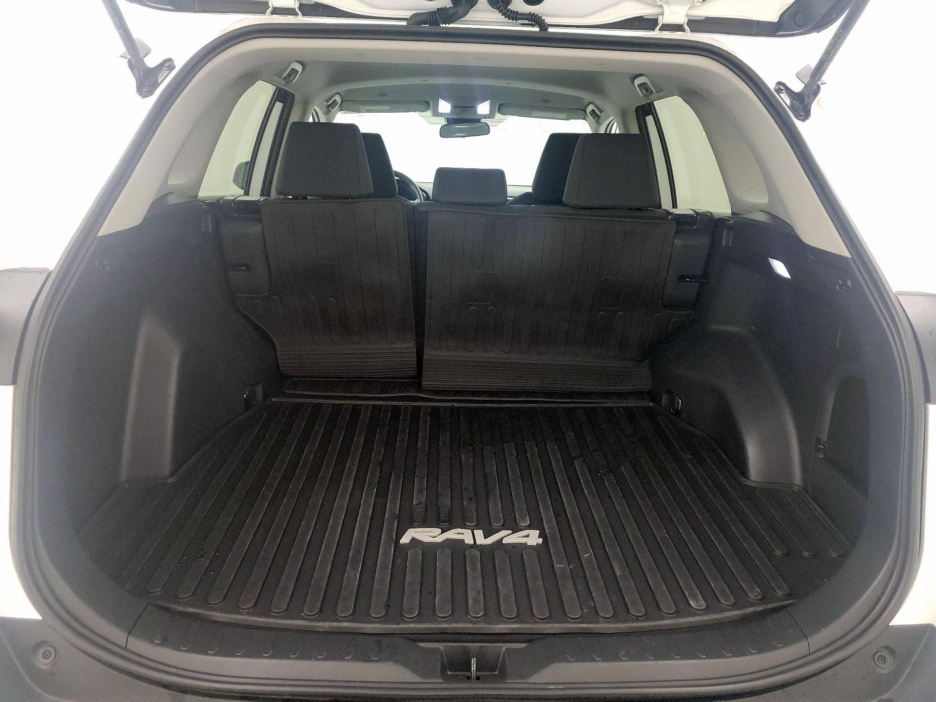 Thumbnail: 2024 Toyota RAV4 - 20