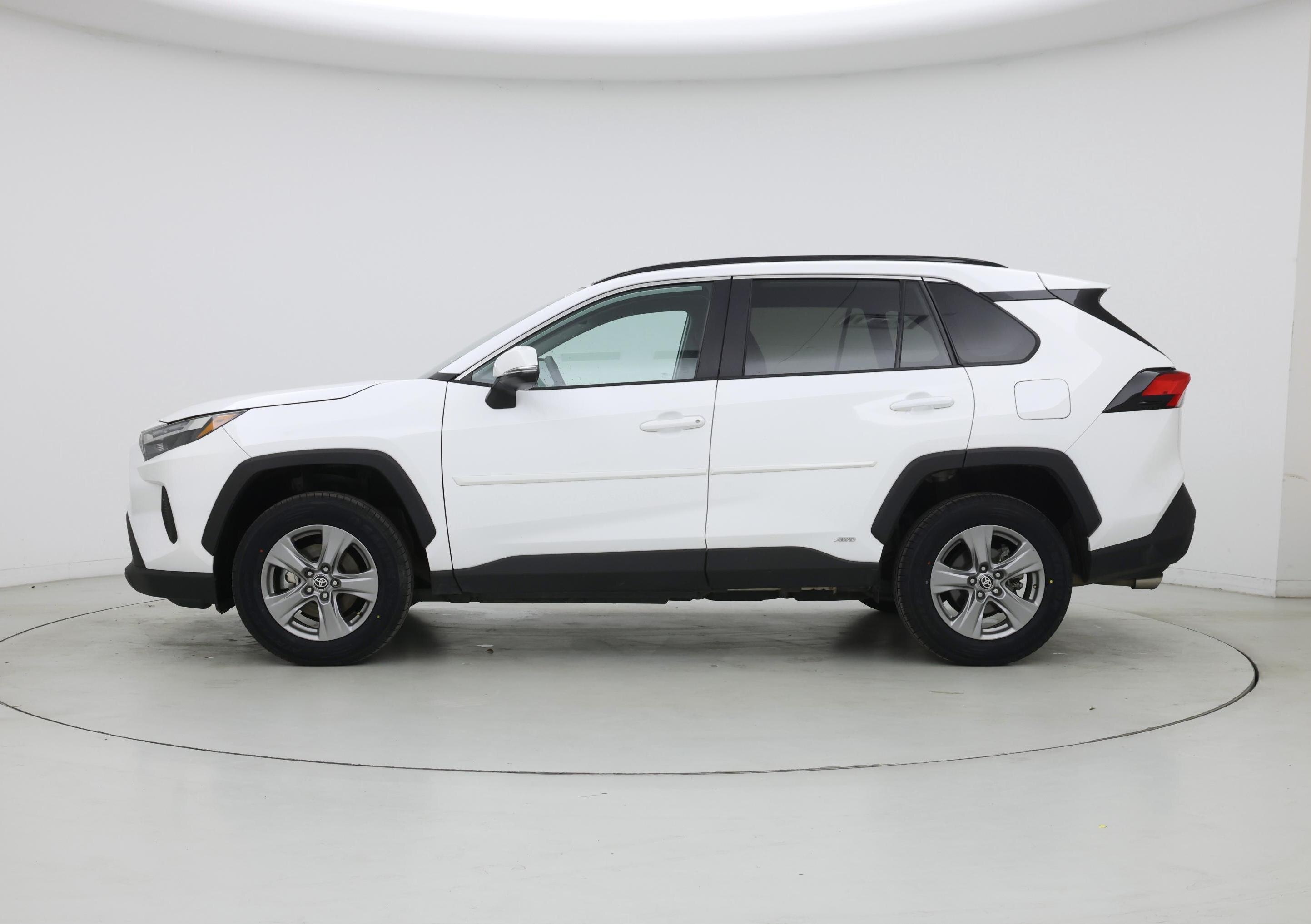 Thumbnail: 2024 Toyota RAV4 - 3