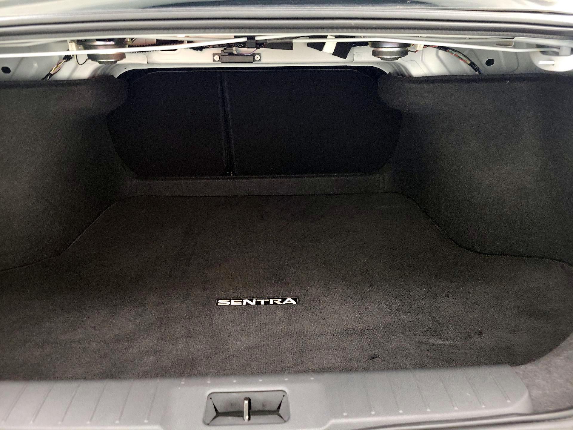 Thumbnail: 2023 Nissan Sentra - 20