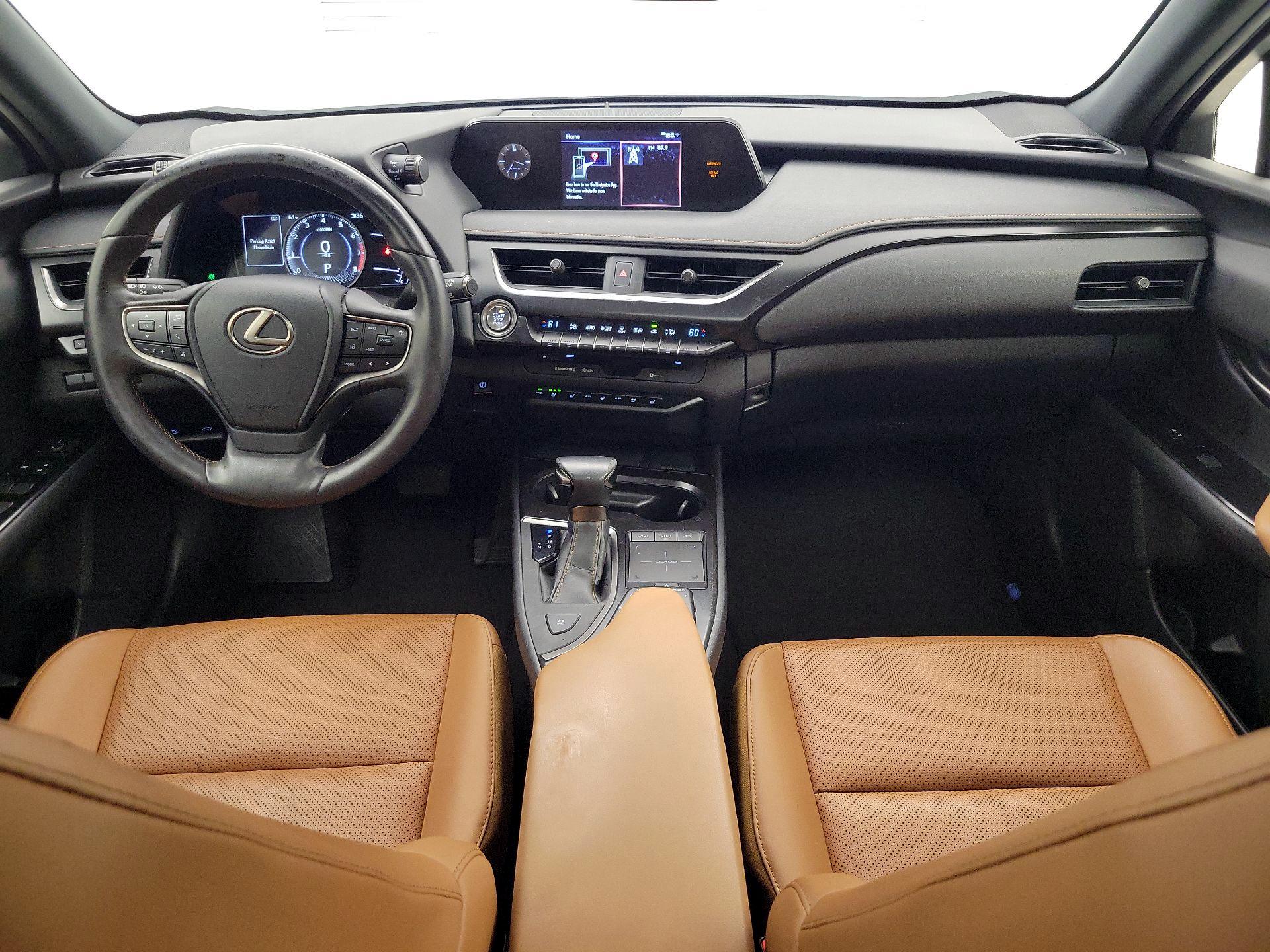 Thumbnail: 2021 Lexus UX - 9