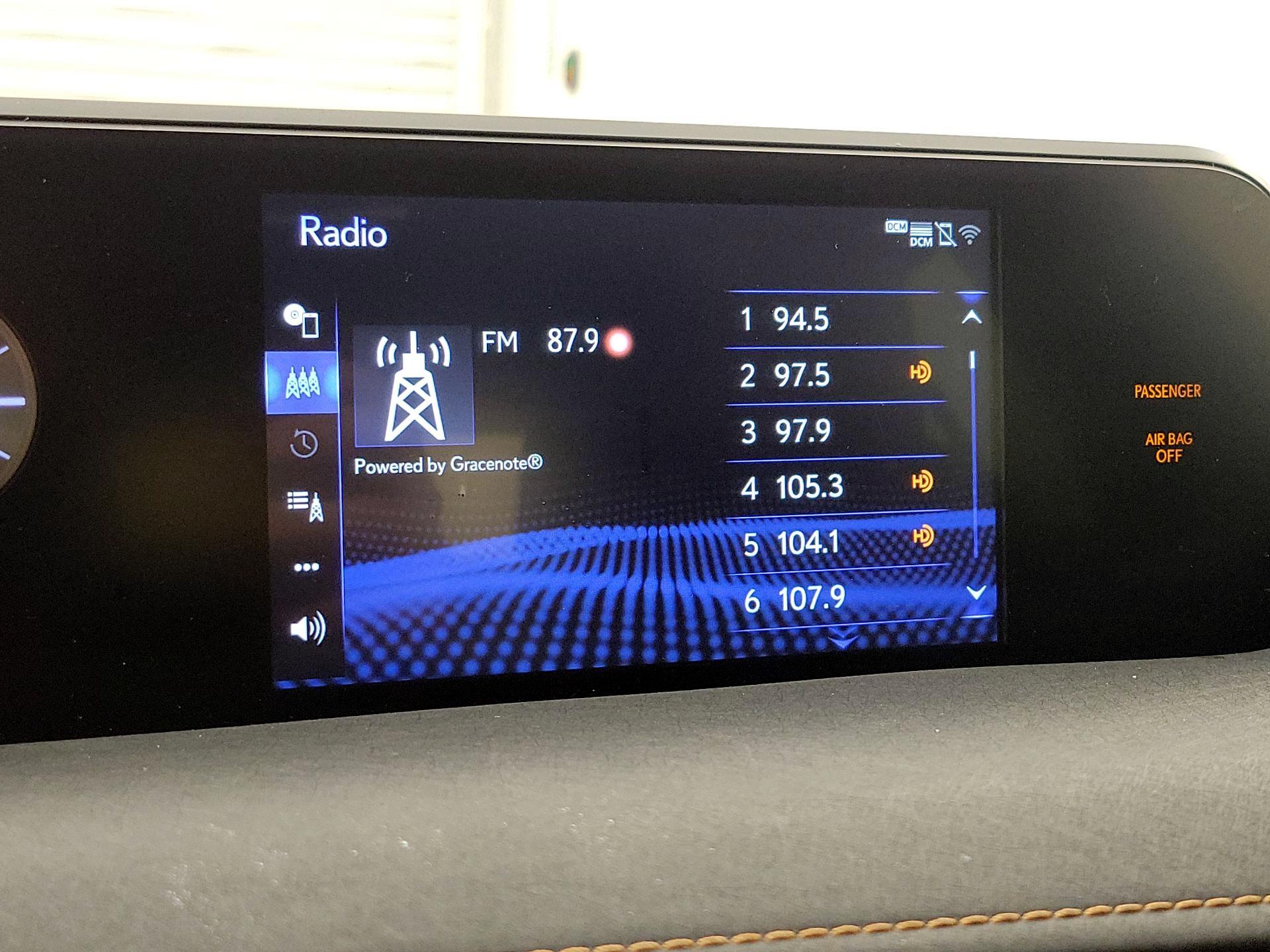 Thumbnail: 2021 Lexus UX - 15