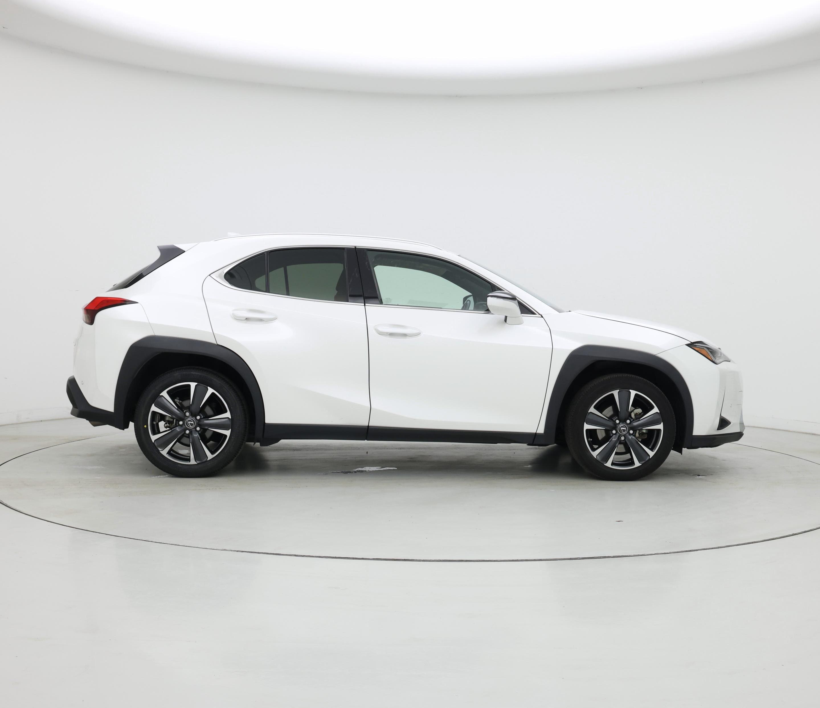Thumbnail: 2021 Lexus UX - 7