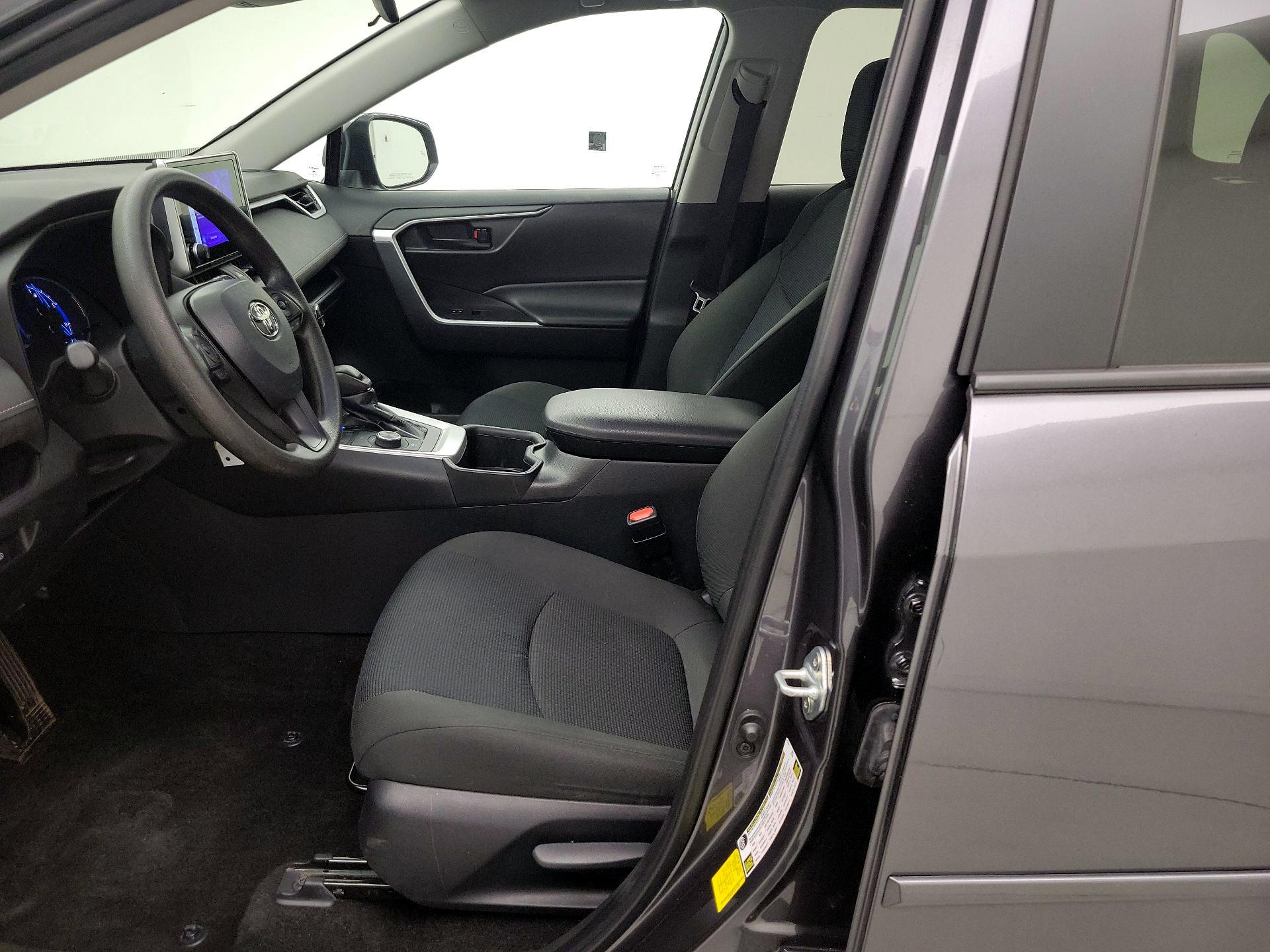 Thumbnail: 2024 Toyota RAV4 - 11