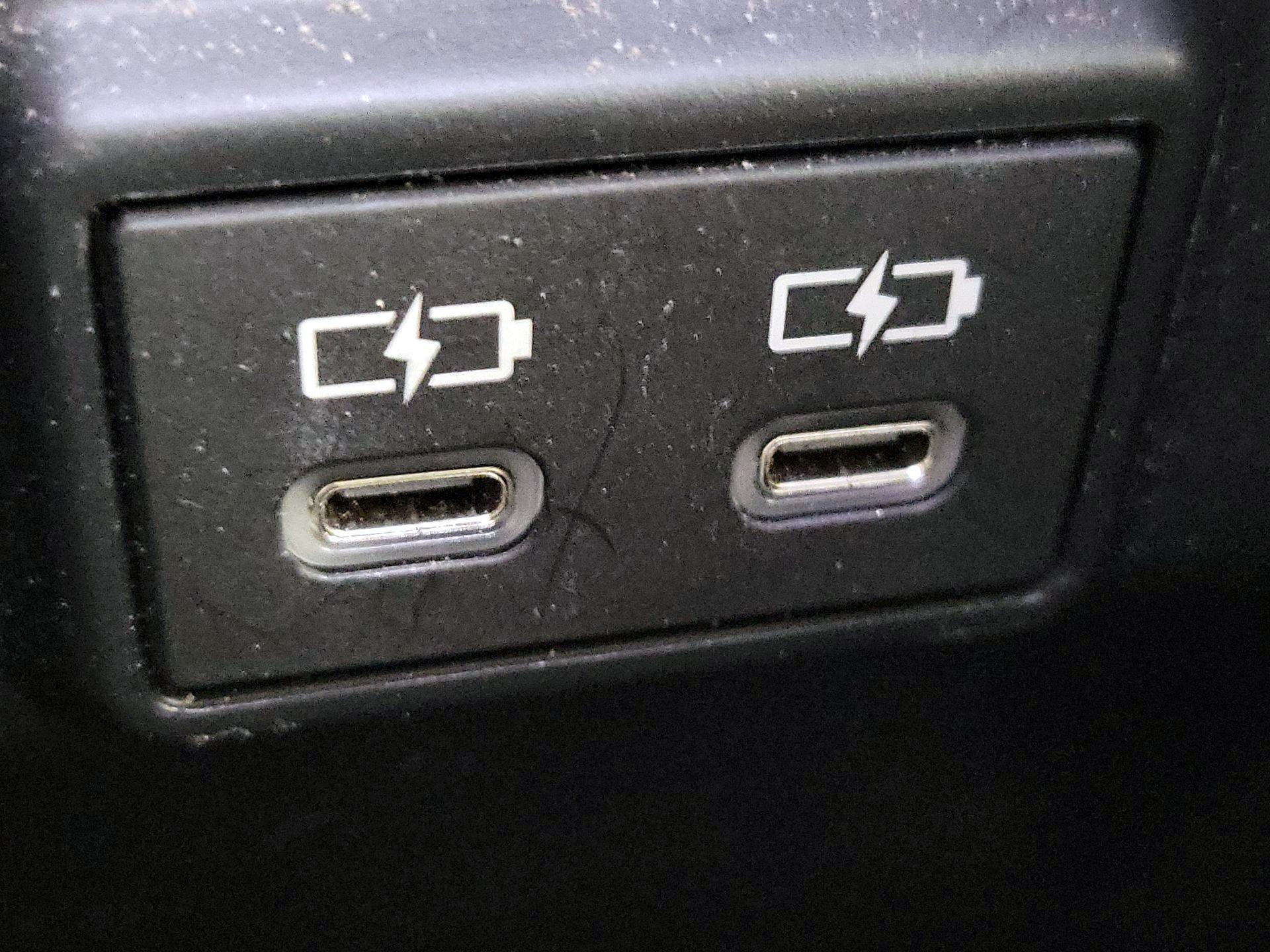 Thumbnail: 2024 Toyota RAV4 - 18