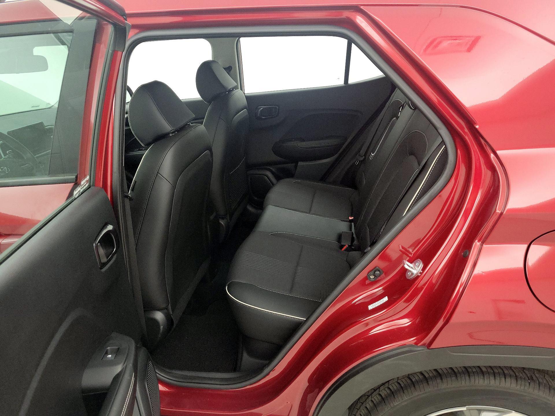 Thumbnail: 2023 Hyundai Venue - 20