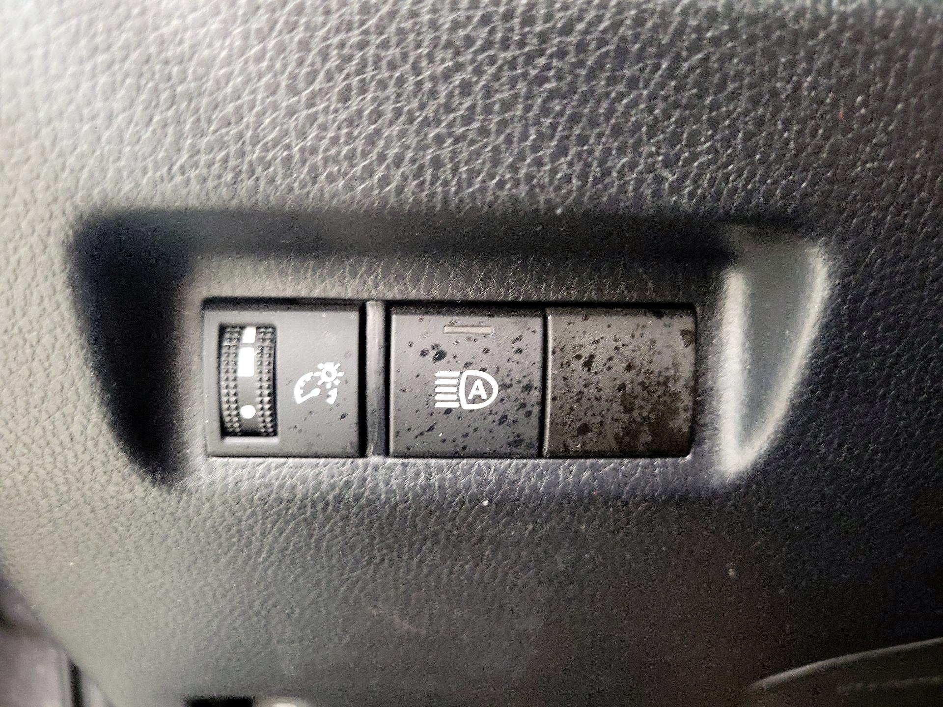 Thumbnail: 2023 Toyota RAV4 - 13