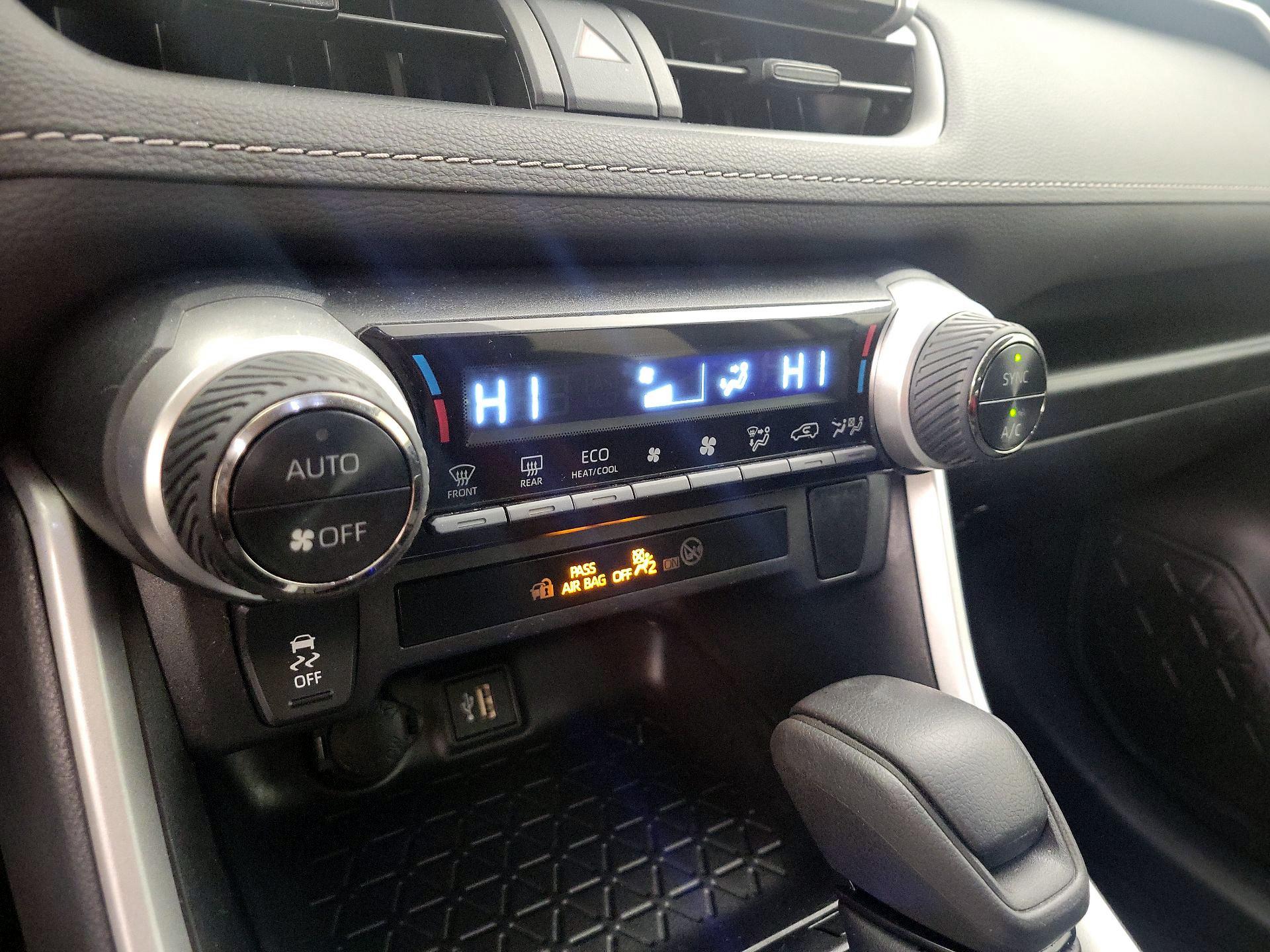 Thumbnail: 2023 Toyota RAV4 - 16