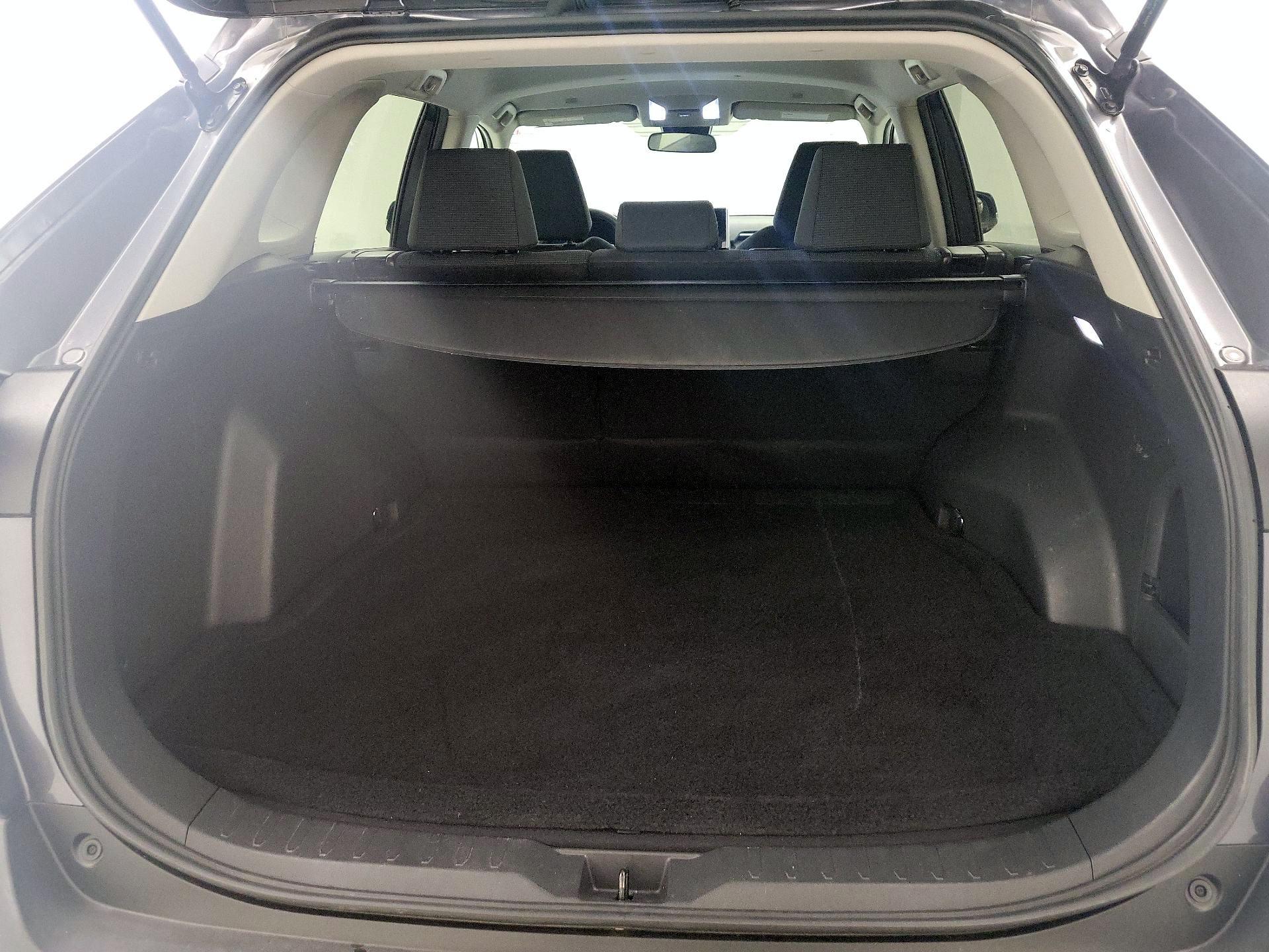 Thumbnail: 2023 Toyota RAV4 - 20