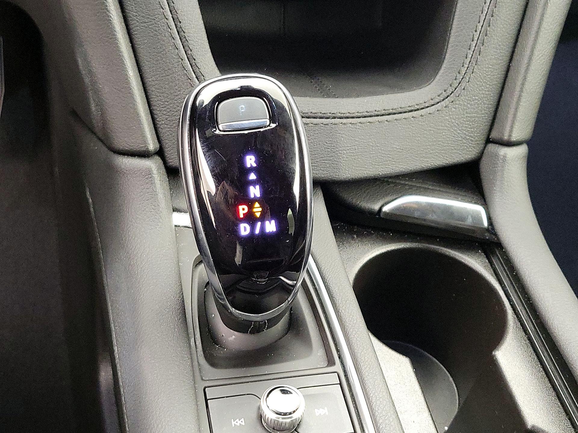 Thumbnail: 2025 Cadillac XT5 - 18