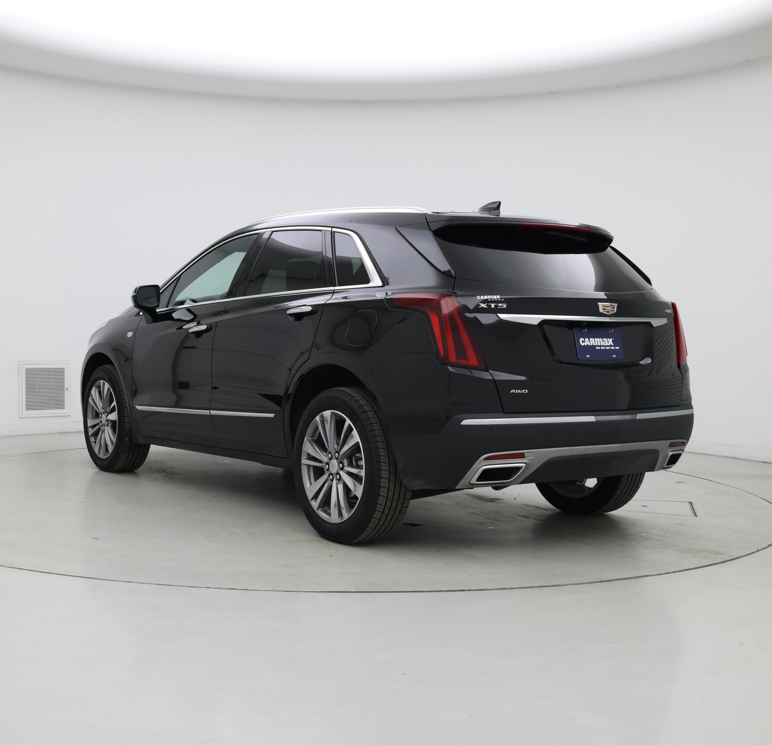 Thumbnail: 2025 Cadillac XT5 - 2