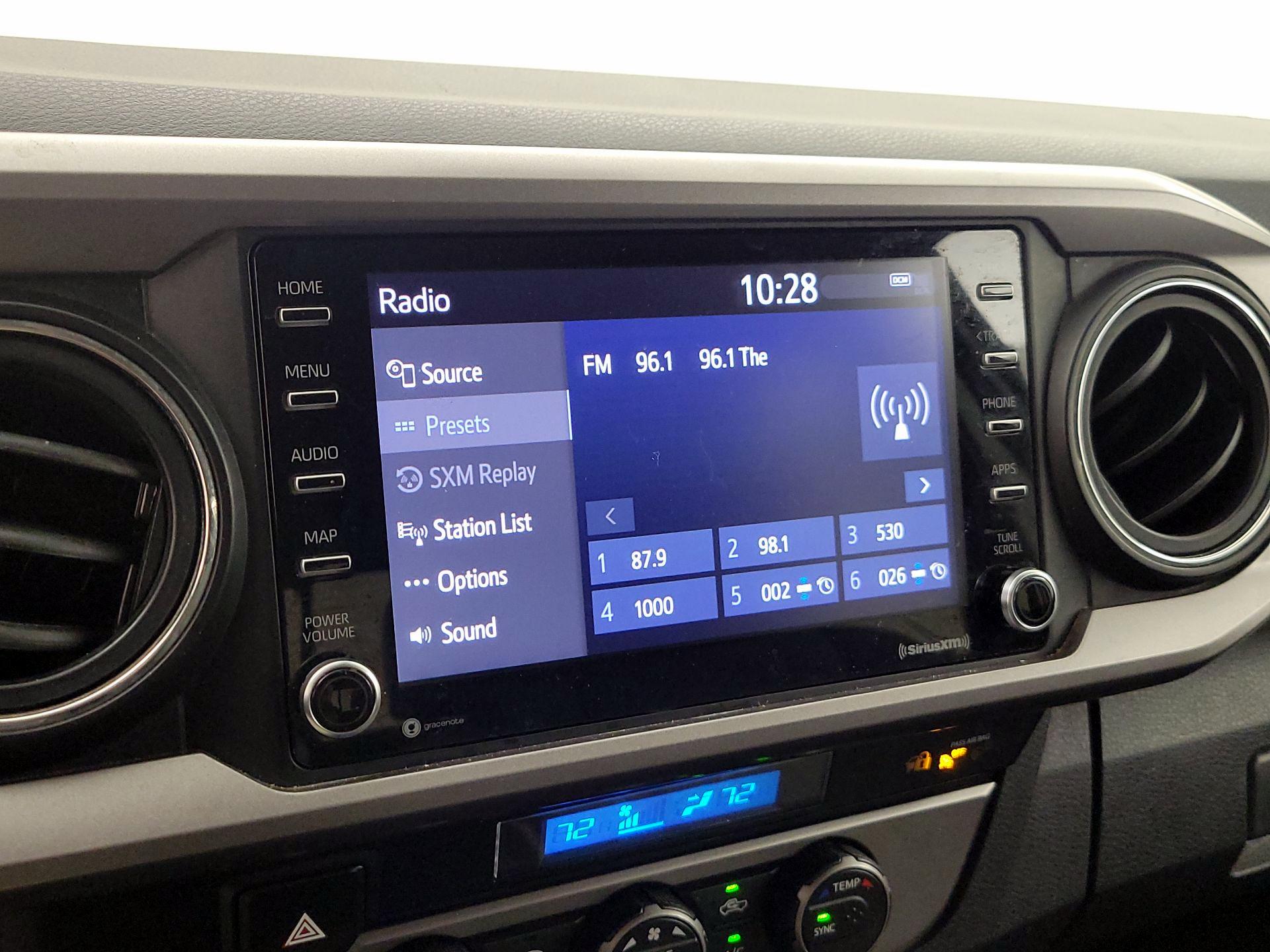 Thumbnail: 2021 Toyota Tacoma - 15