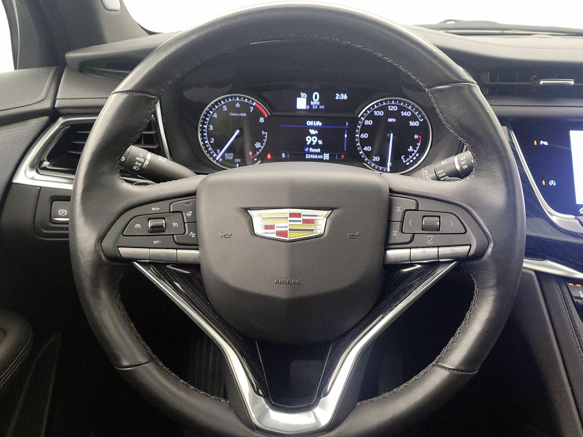 Thumbnail: 2025 Cadillac XT6 - 10