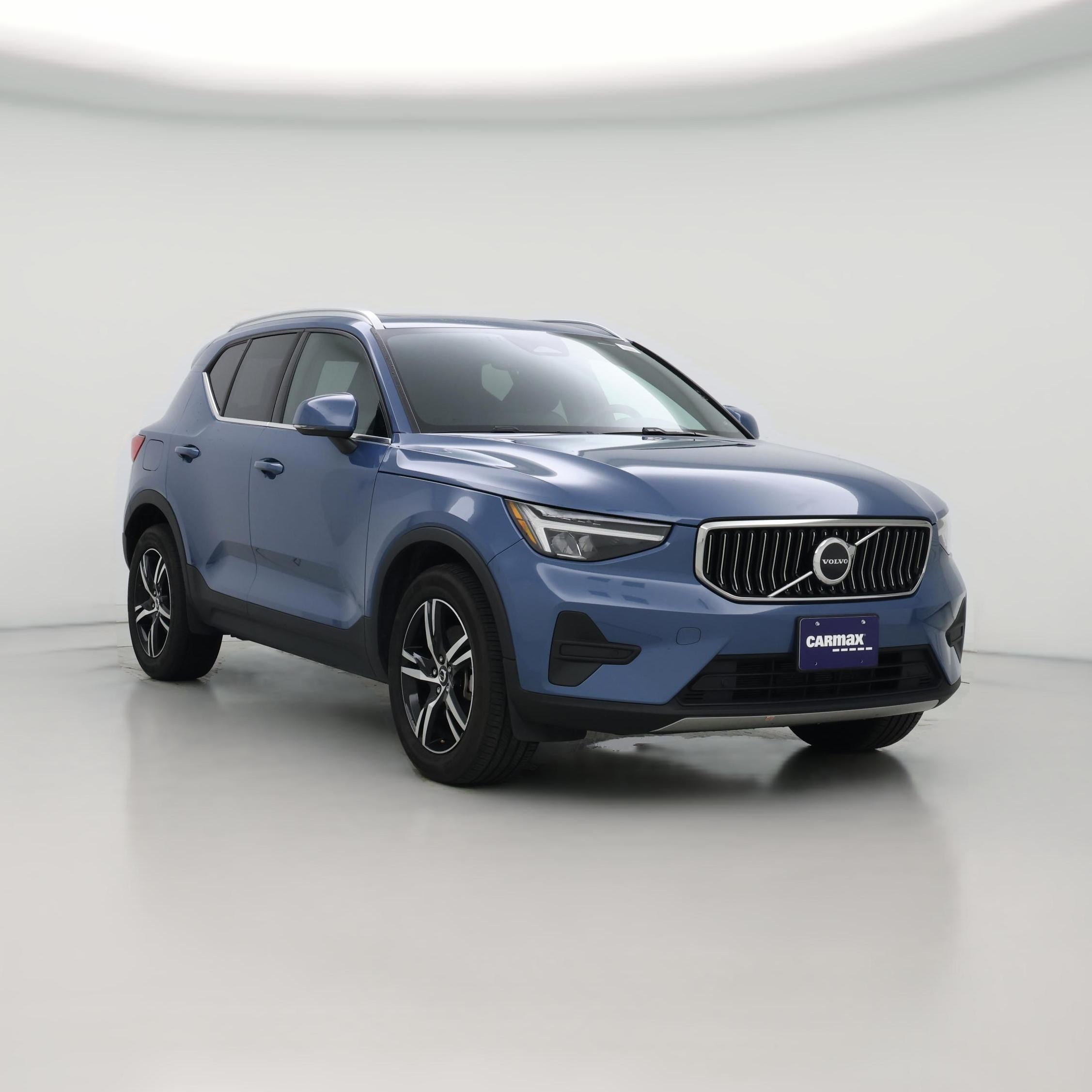 Thumbnail: 2024 Volvo XC40 - 1