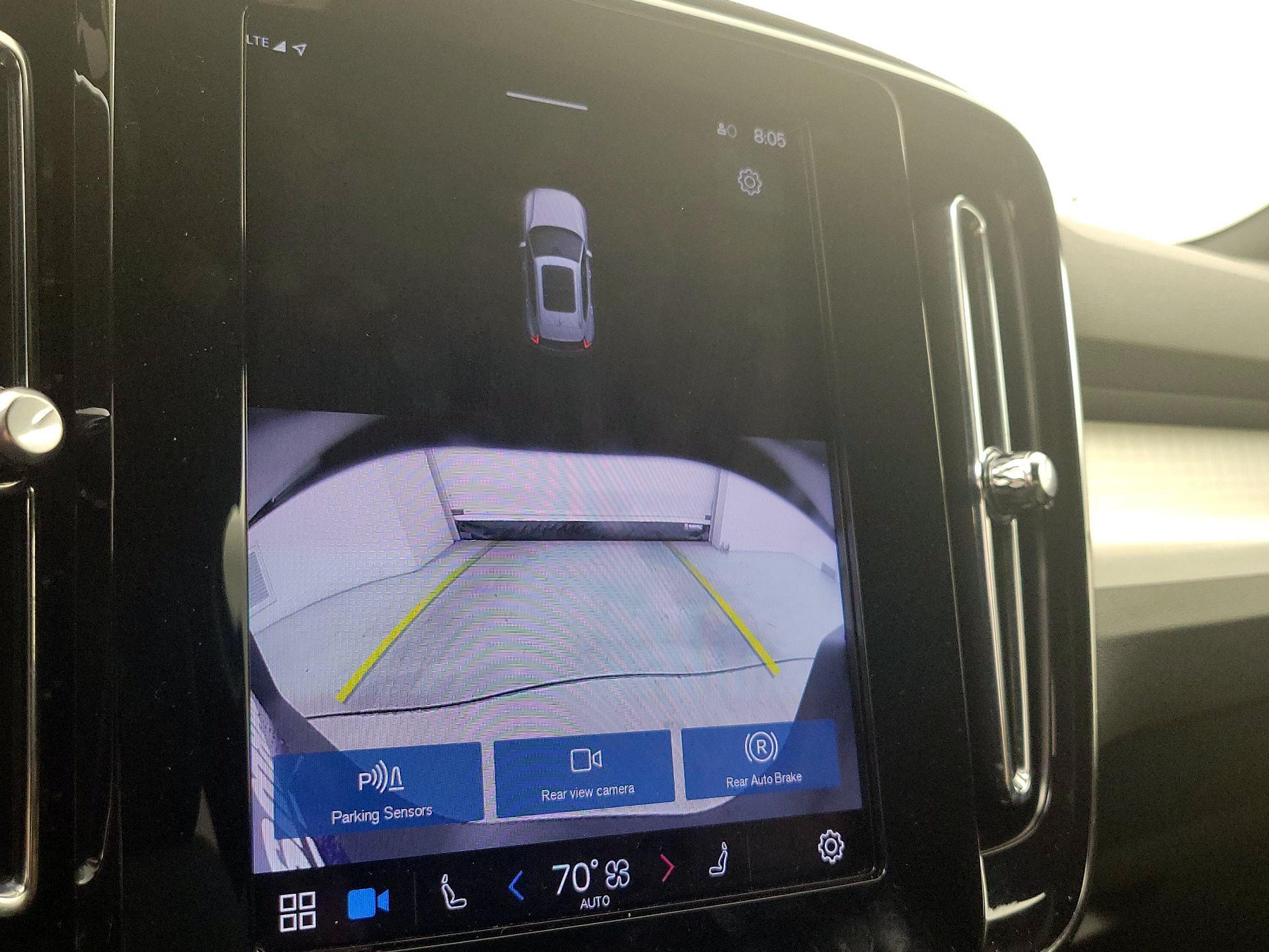 Thumbnail: 2024 Volvo XC40 - 15