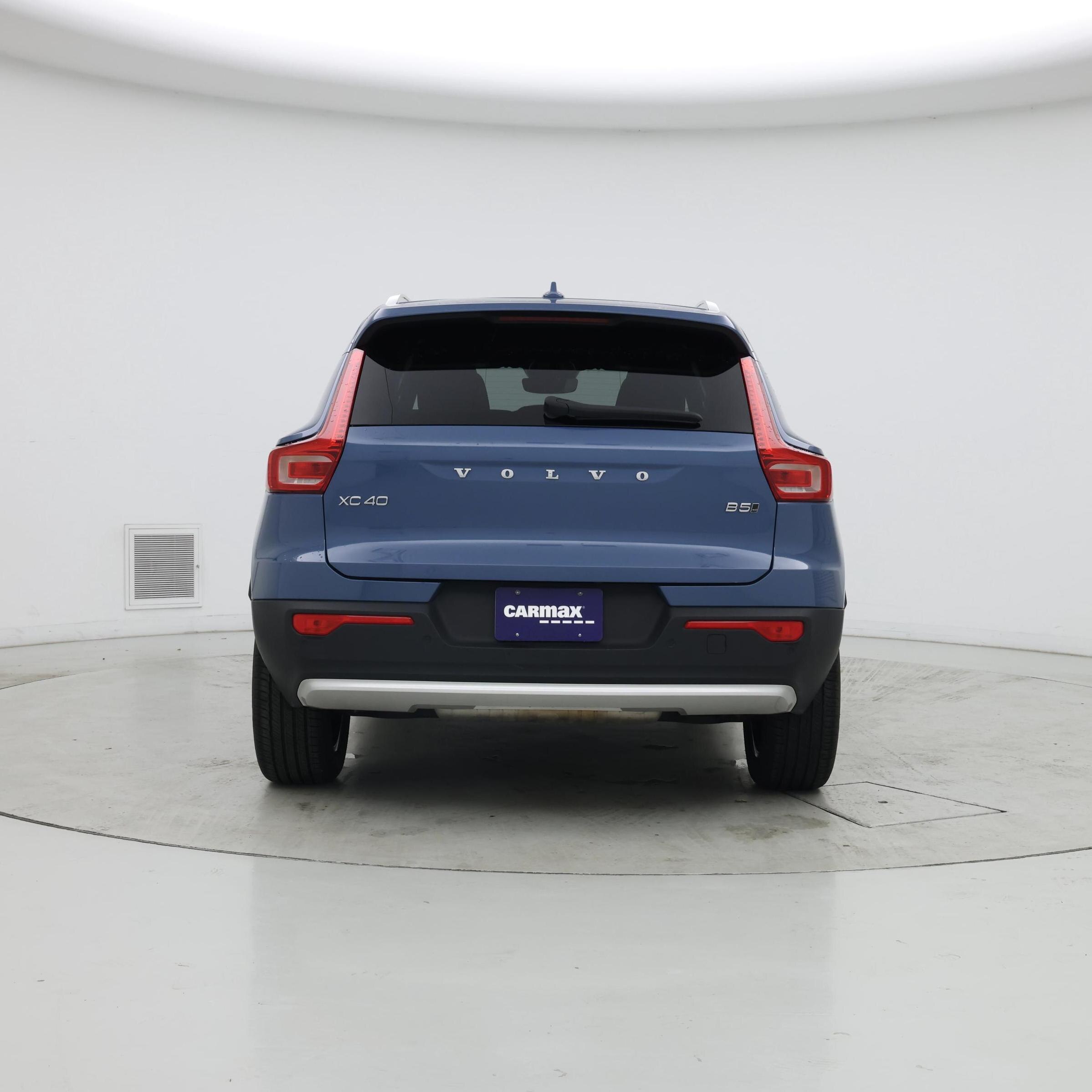 Thumbnail: 2024 Volvo XC40 - 6