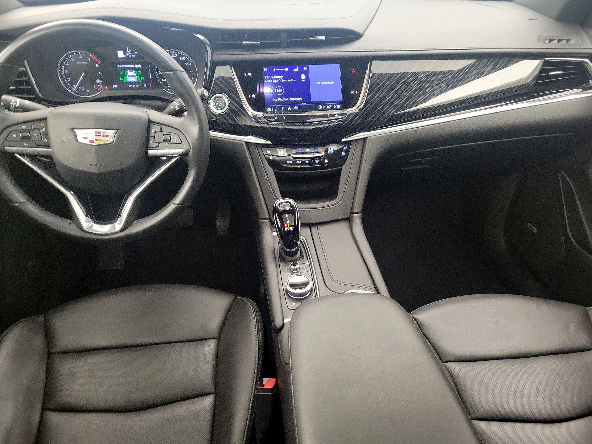 Thumbnail: 2025 Cadillac XT6 - 9