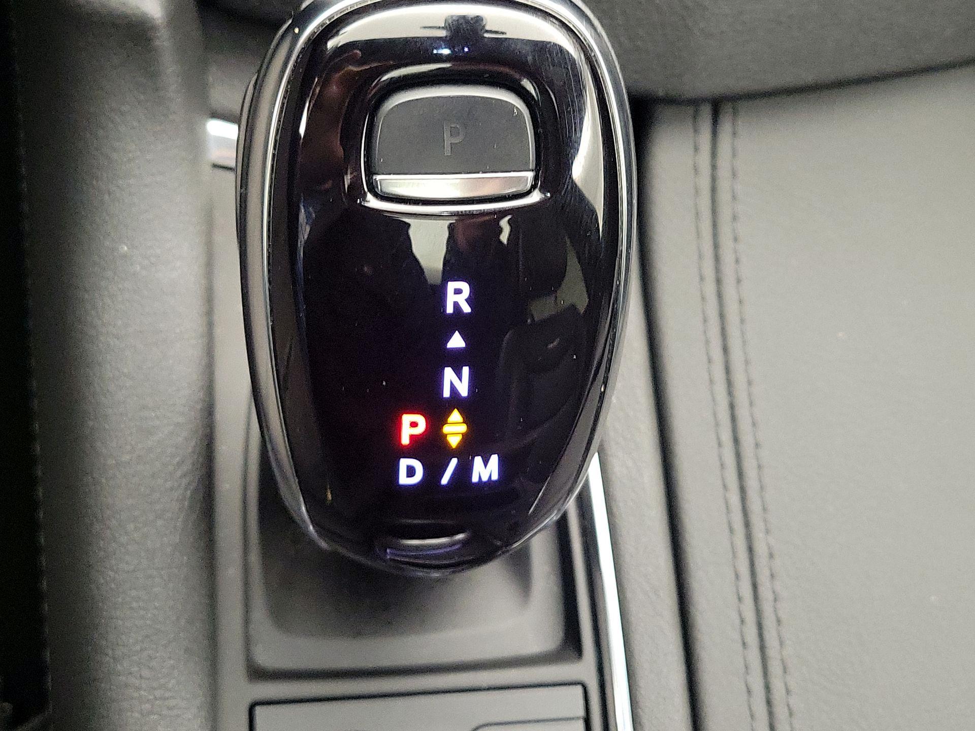 Thumbnail: 2025 Cadillac XT6 - 17