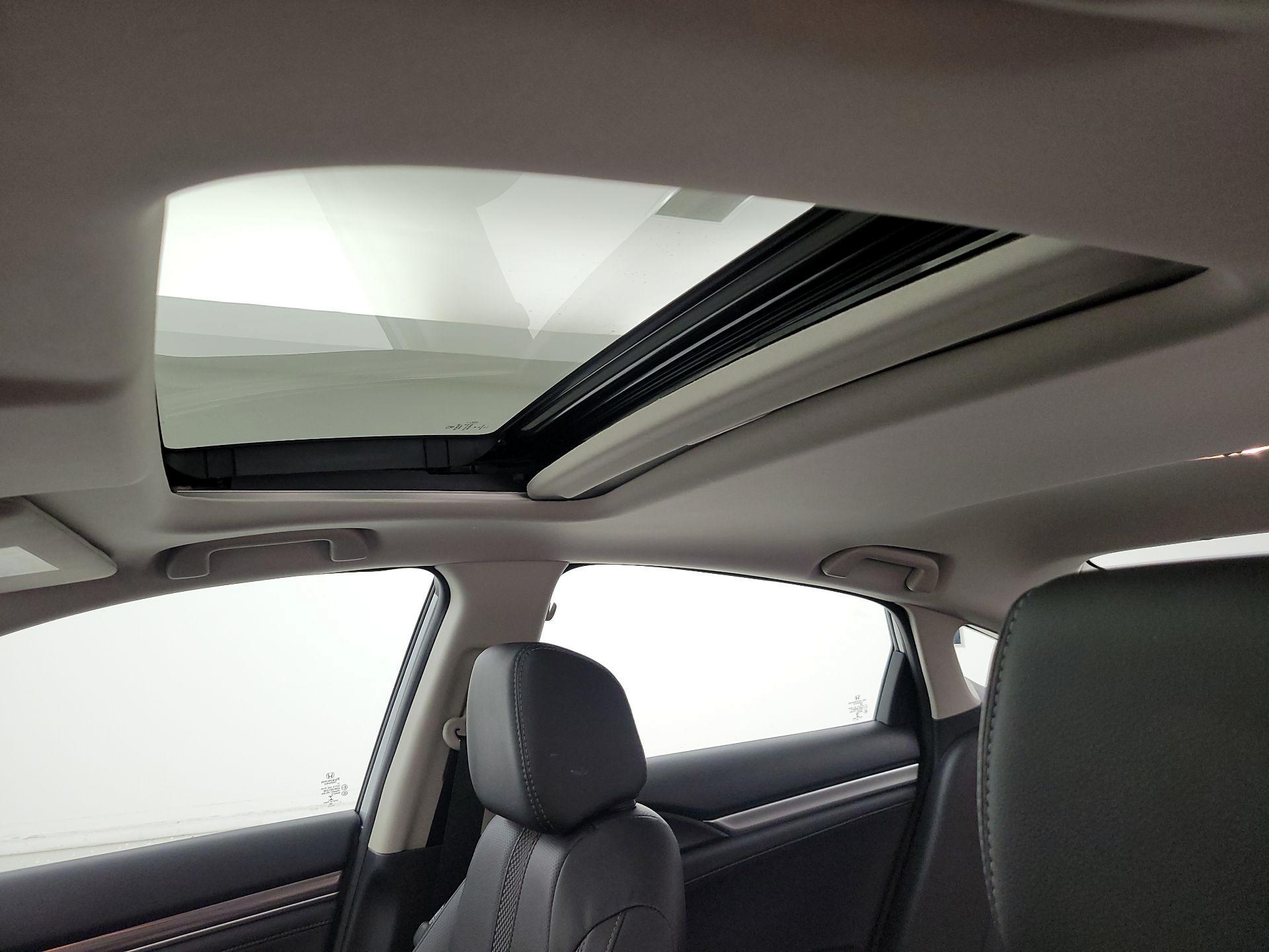 Thumbnail: 2021 Honda Civic - 19