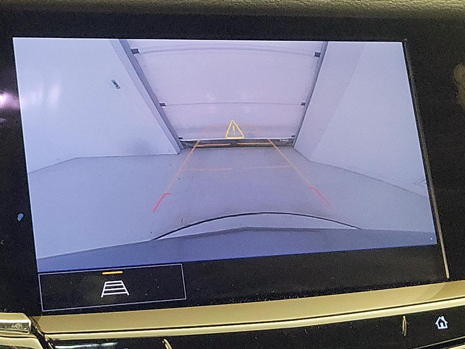 Thumbnail: 2025 Cadillac XT6 - 15