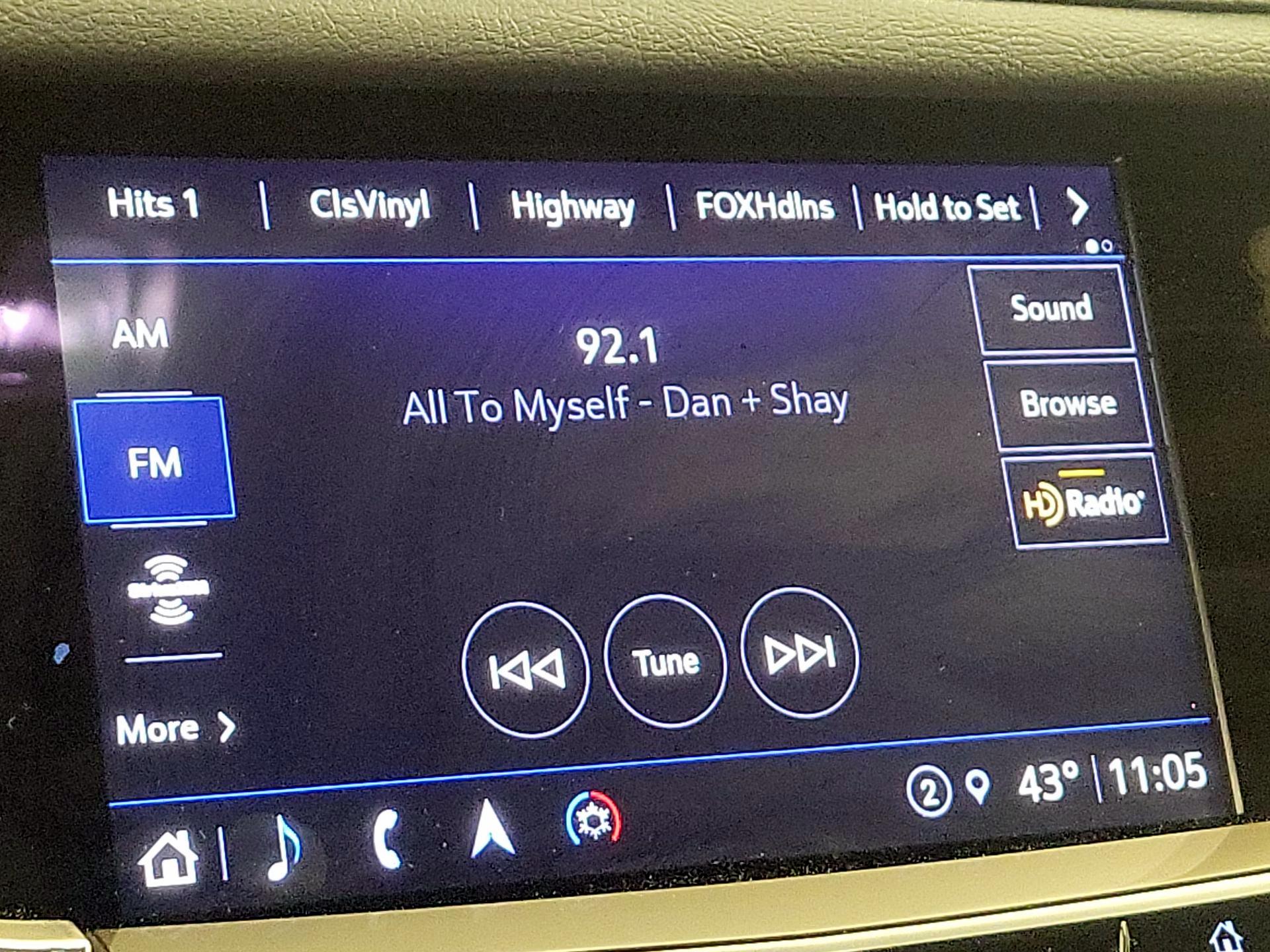 Thumbnail: 2025 Cadillac XT6 - 16