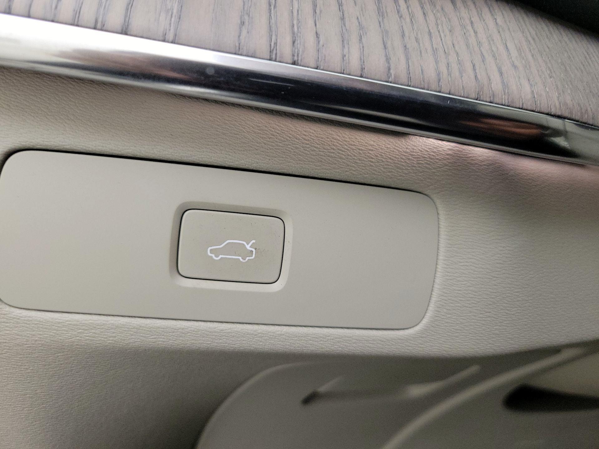 Thumbnail: 2023 Volvo XC90 - 13