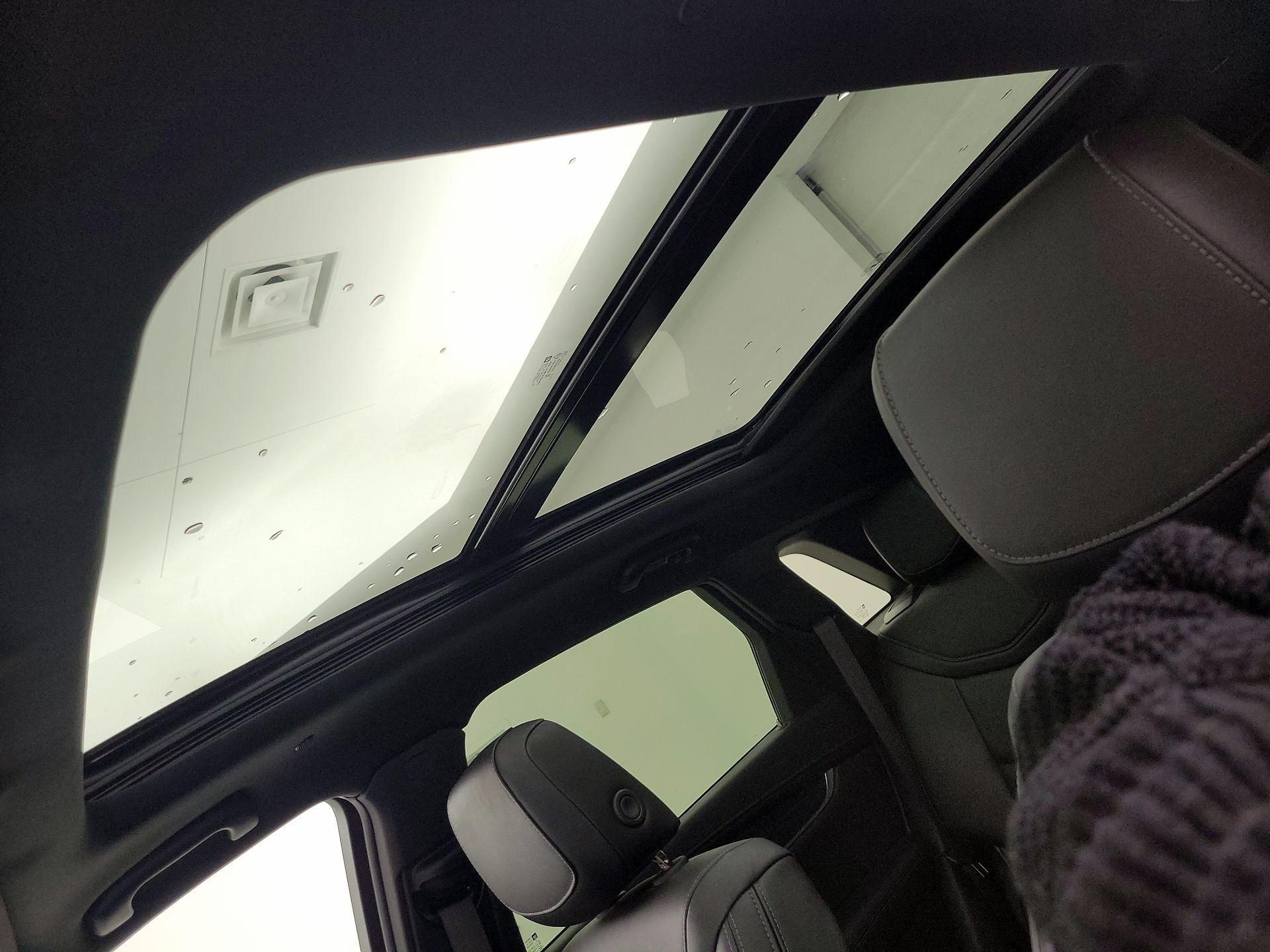 Thumbnail: 2025 Cadillac XT5 - 20