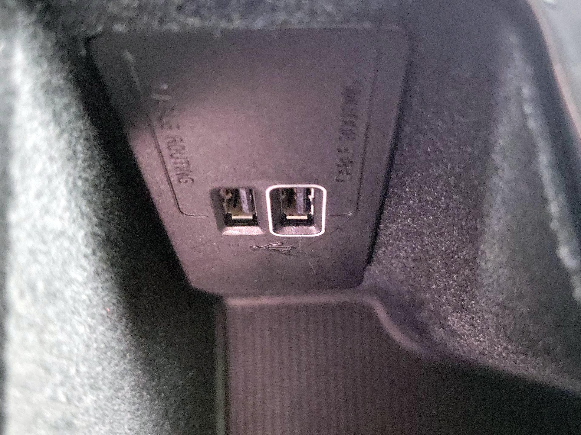 Thumbnail: 2021 Volvo XC60 - 19