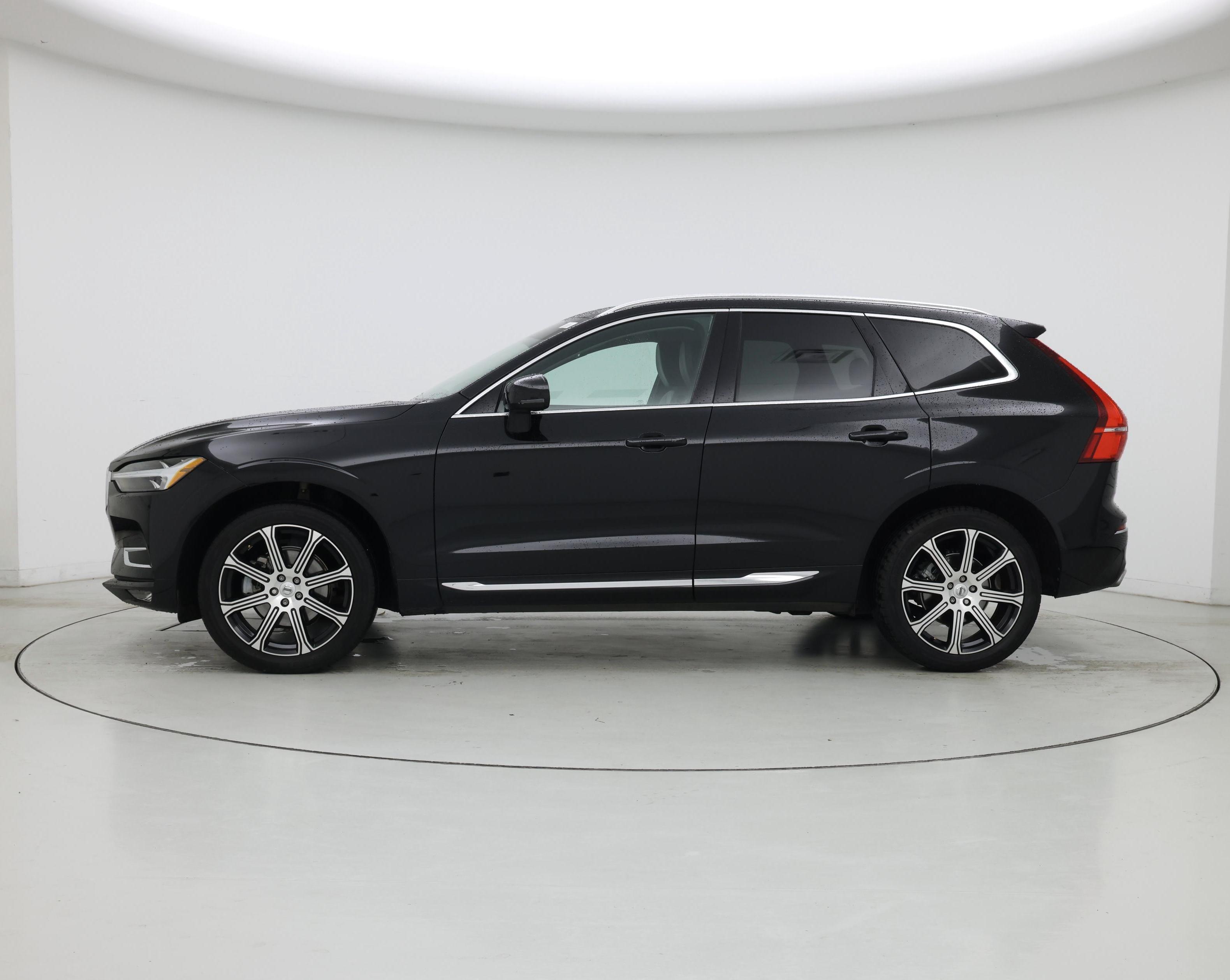 Thumbnail: 2021 Volvo XC60 - 3