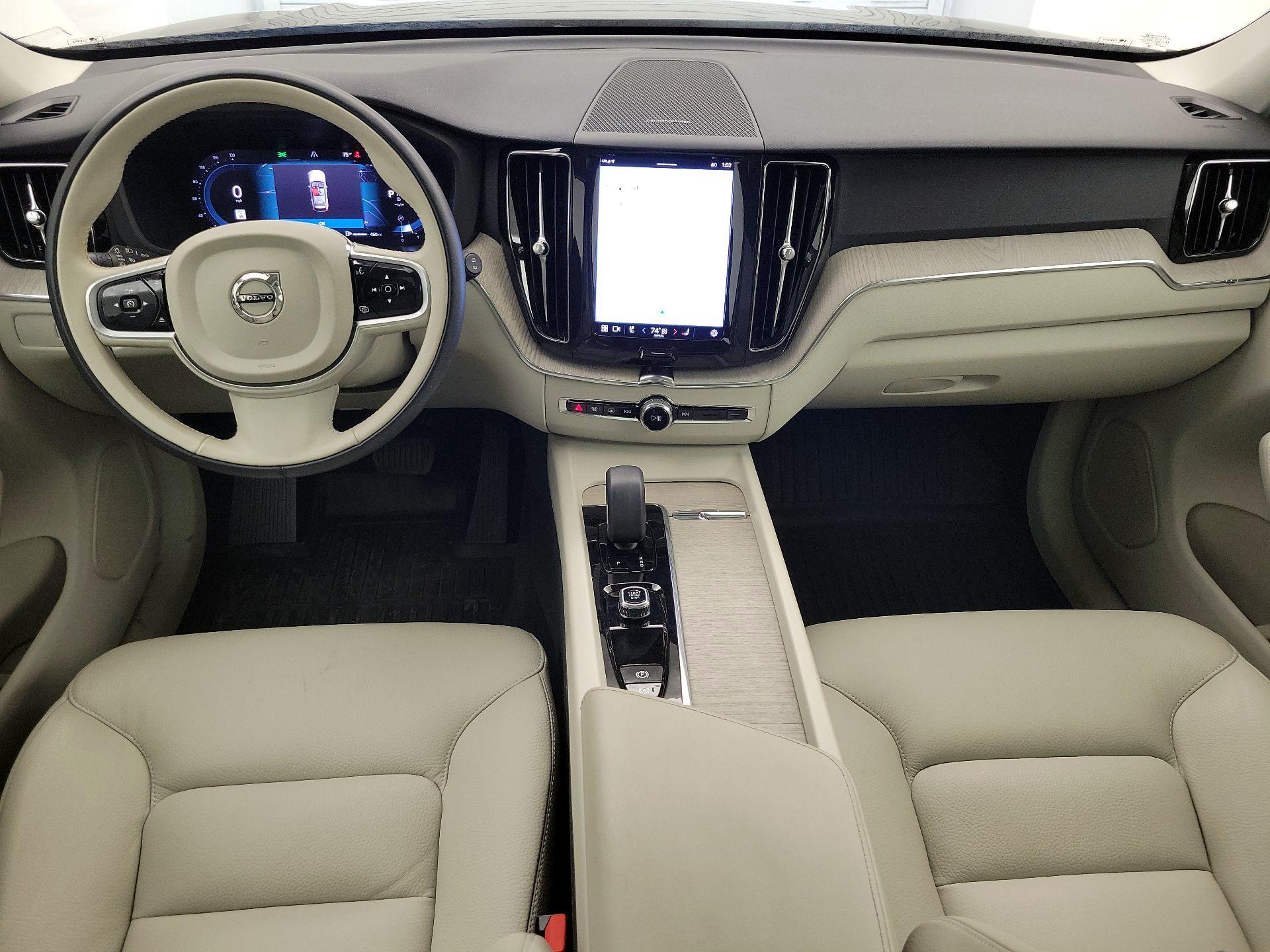 Thumbnail: 2023 Volvo XC60 - 9