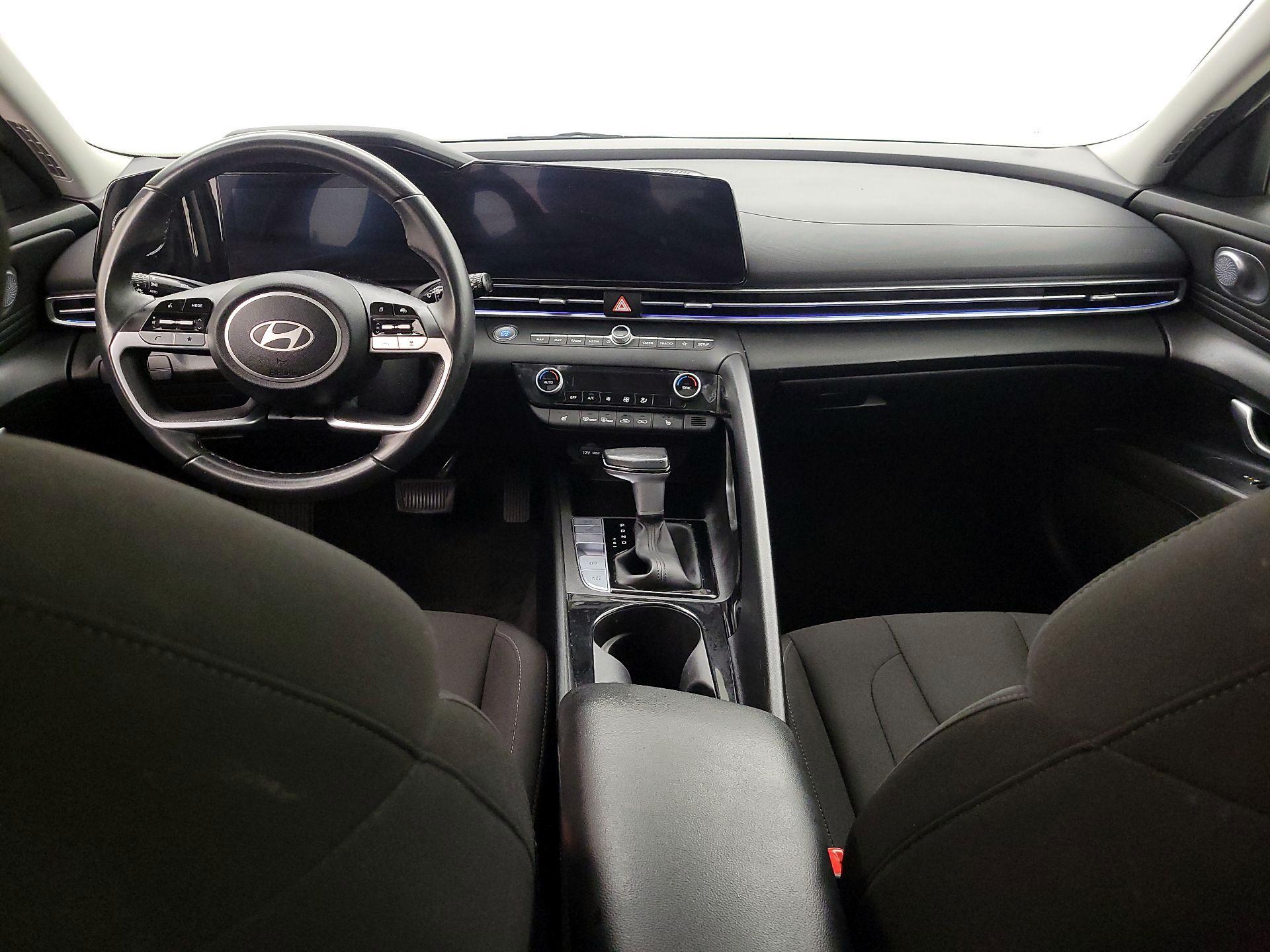 Thumbnail: 2024 Hyundai Elantra - 9