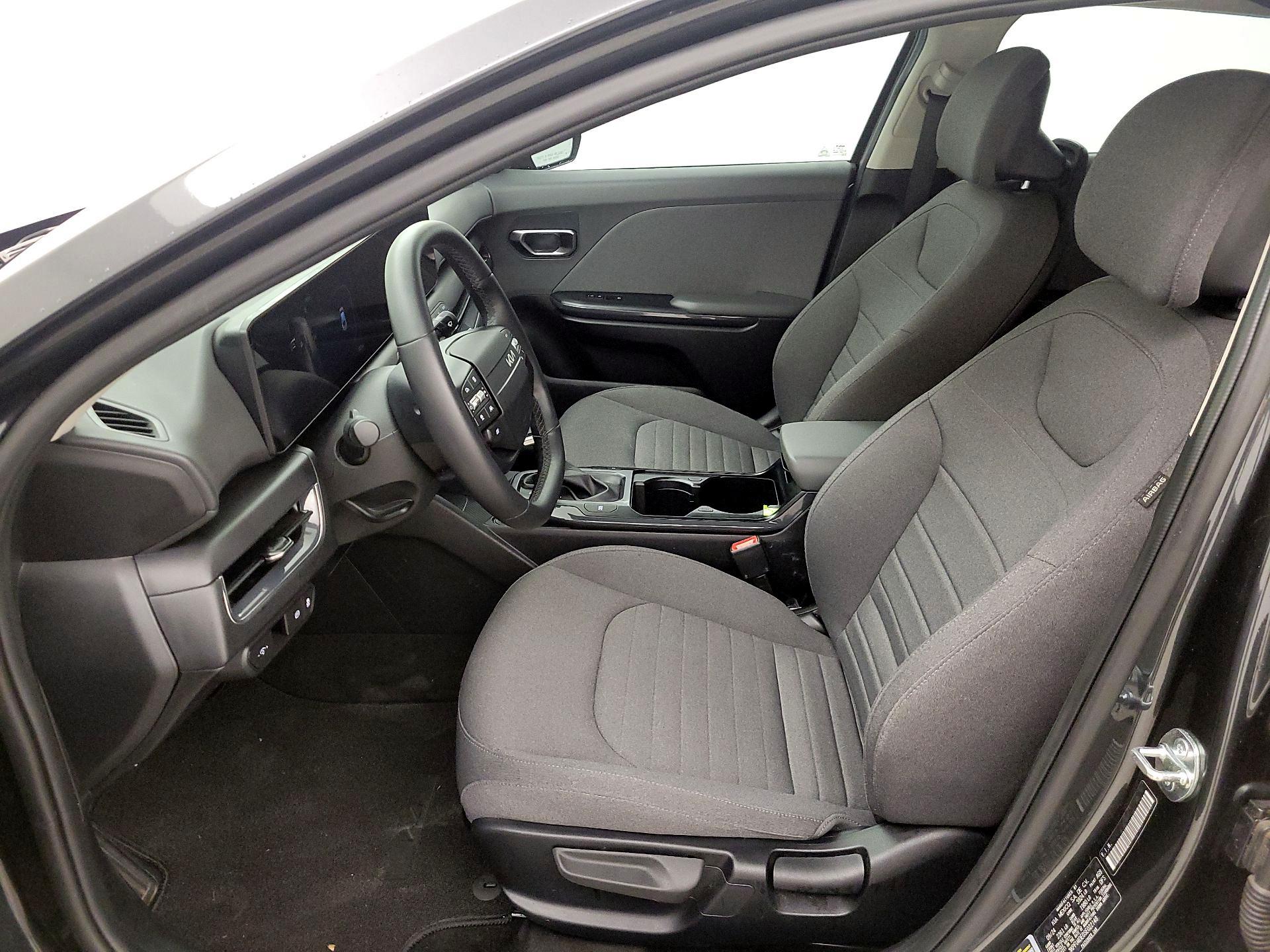 Thumbnail: 2025 Kia K4 - 11