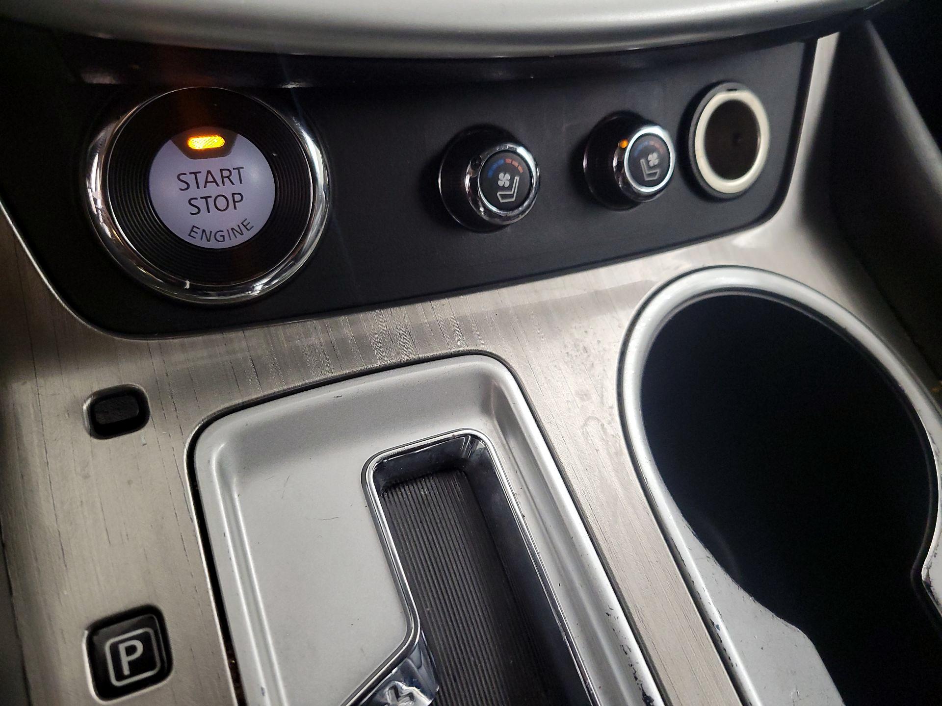 Thumbnail: 2017 Nissan Murano - 18