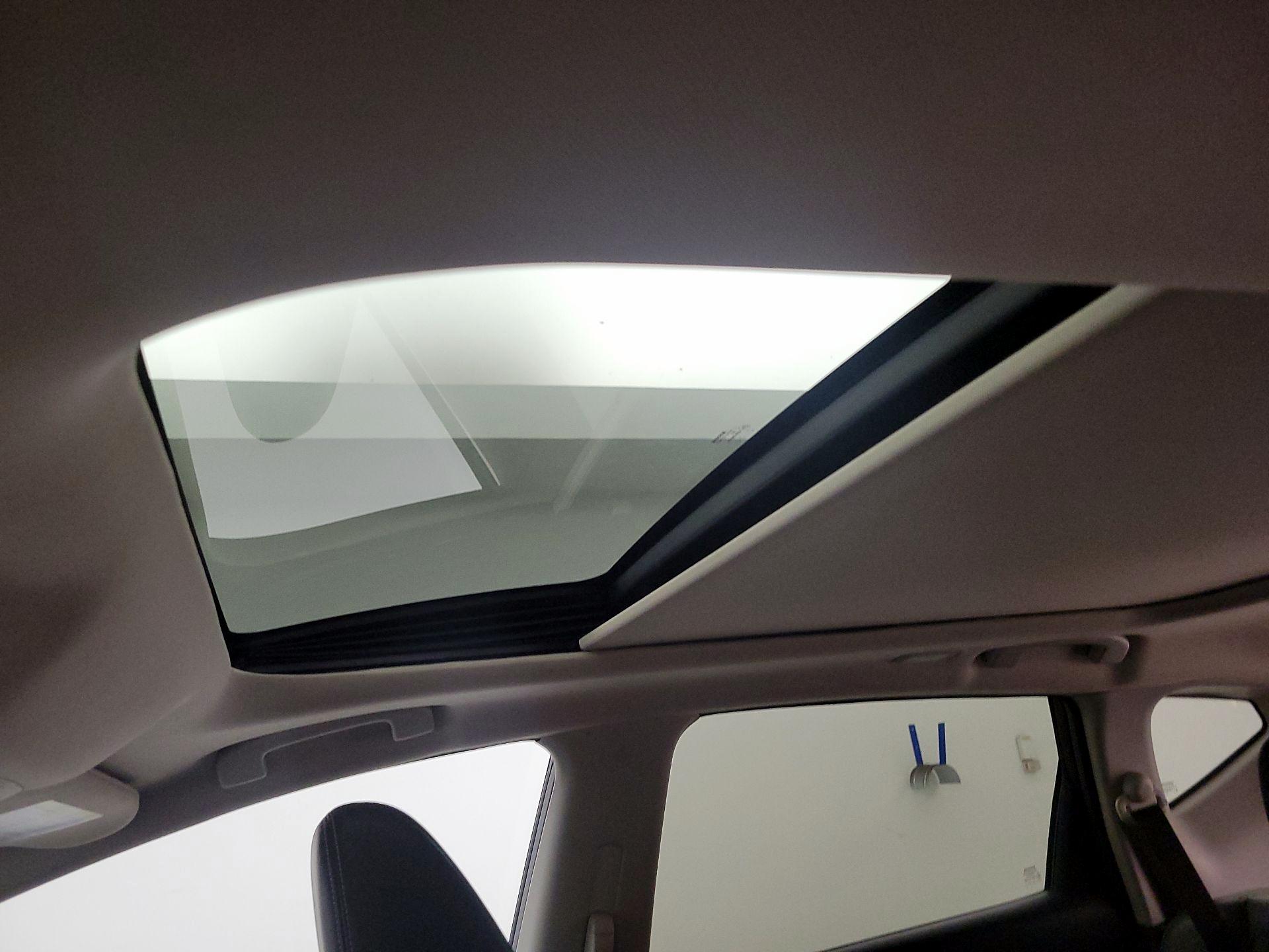 Thumbnail: 2017 Nissan Murano - 19