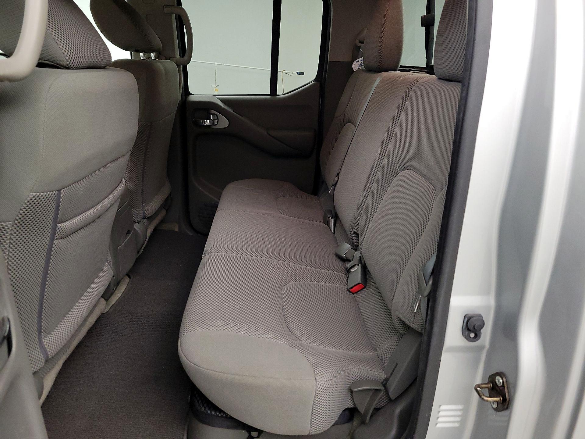 Thumbnail: 2016 Nissan Frontier - 19