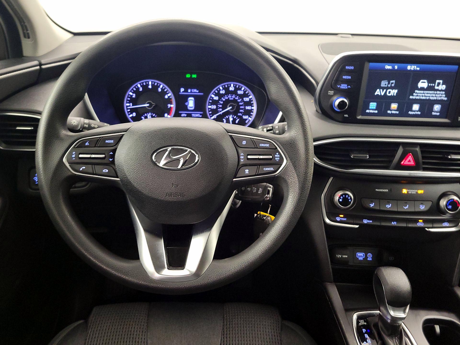 Thumbnail: 2019 Hyundai Santa Fe - 10