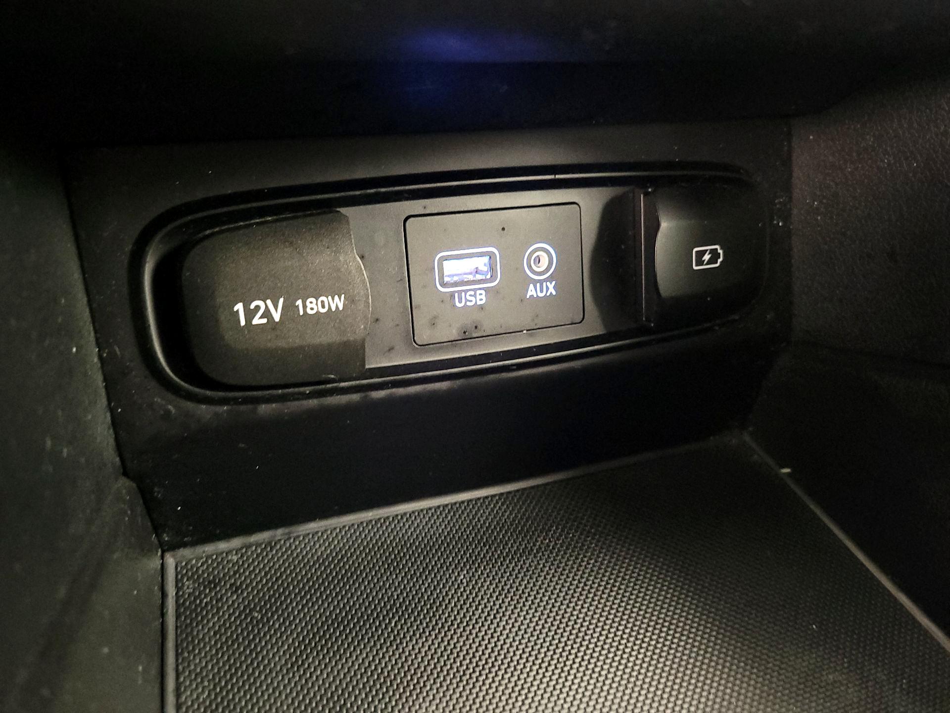 Thumbnail: 2019 Hyundai Santa Fe - 18