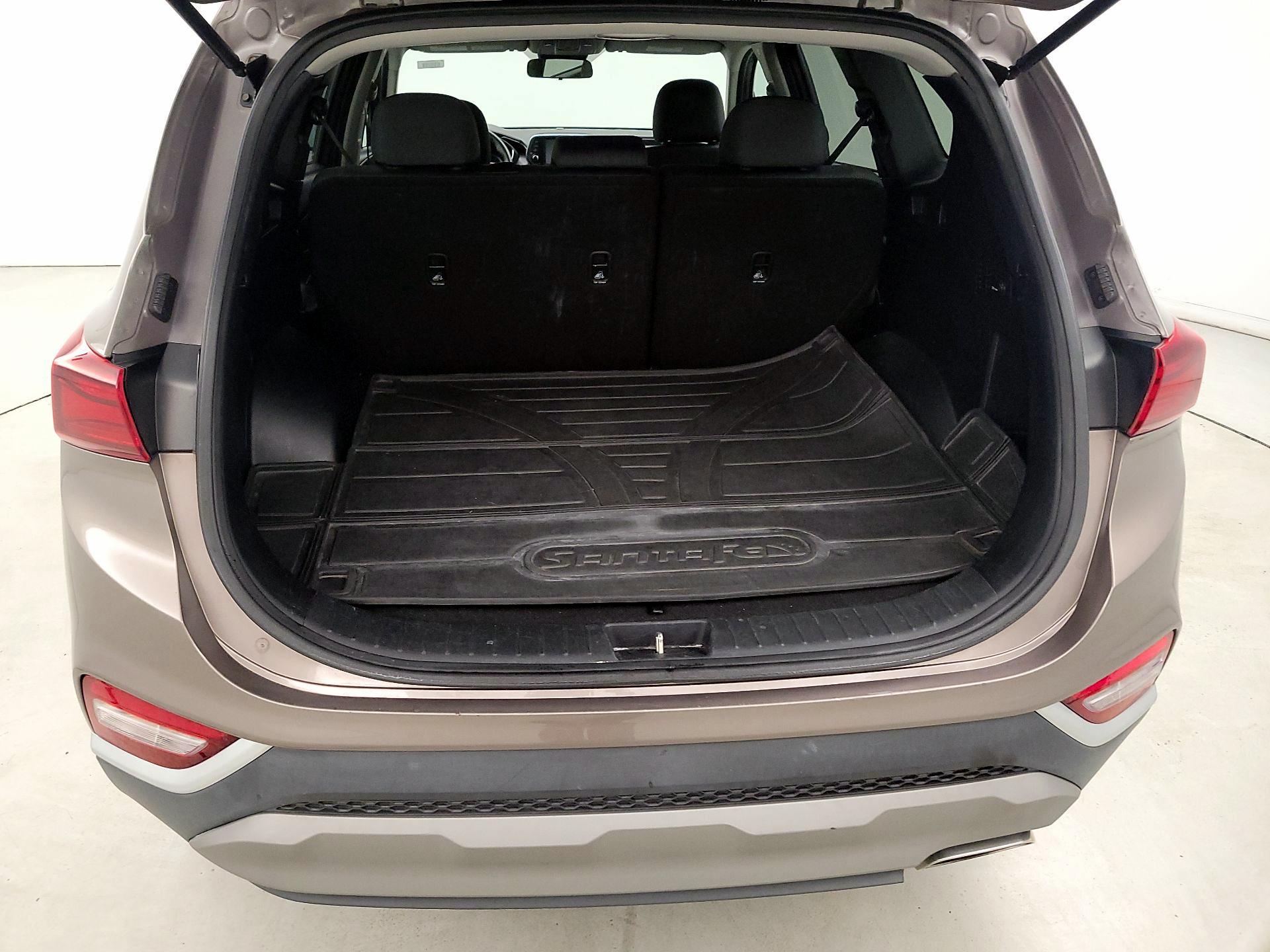 Thumbnail: 2019 Hyundai Santa Fe - 20