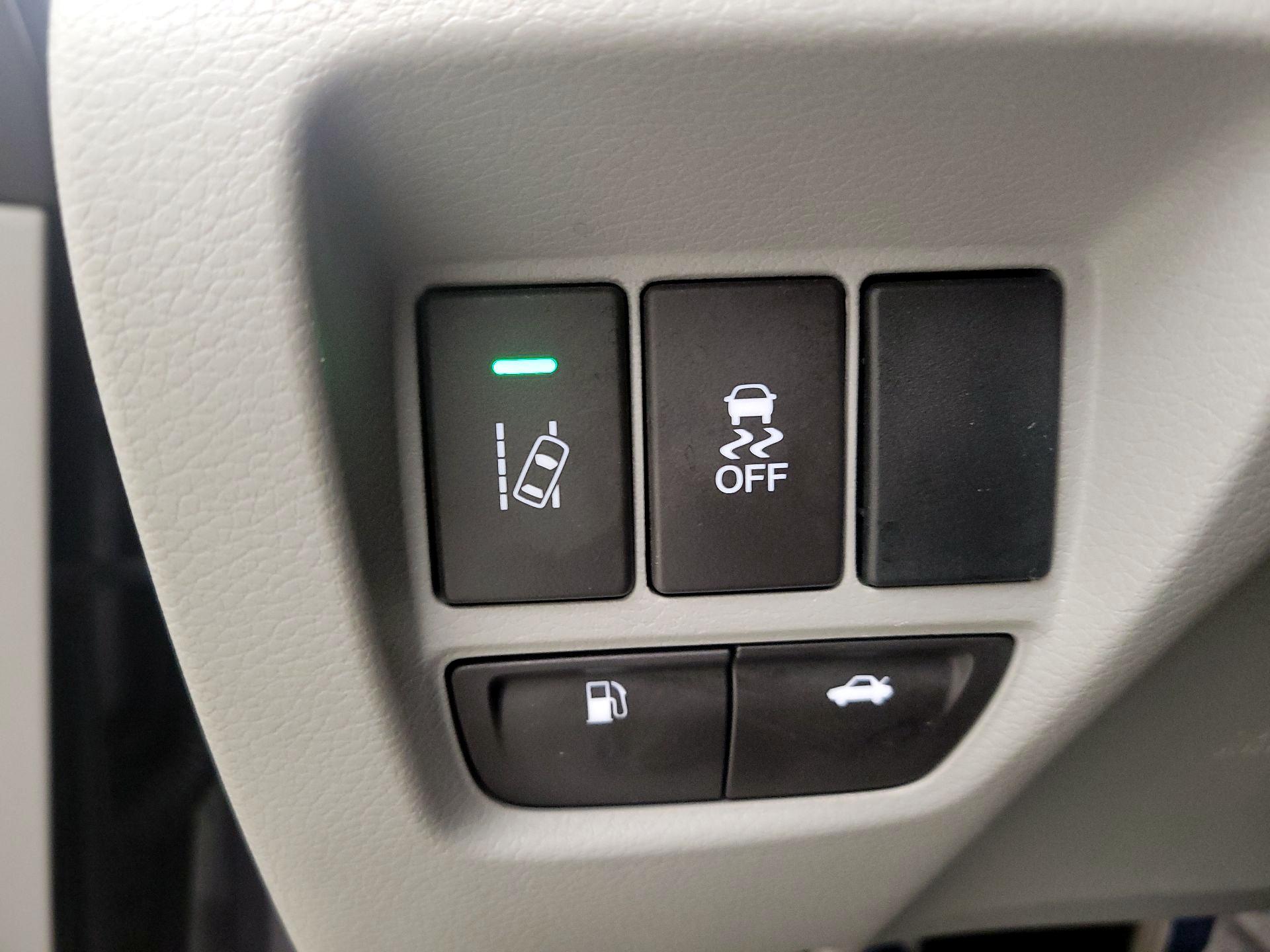 Thumbnail: 2017 Acura TLX - 13