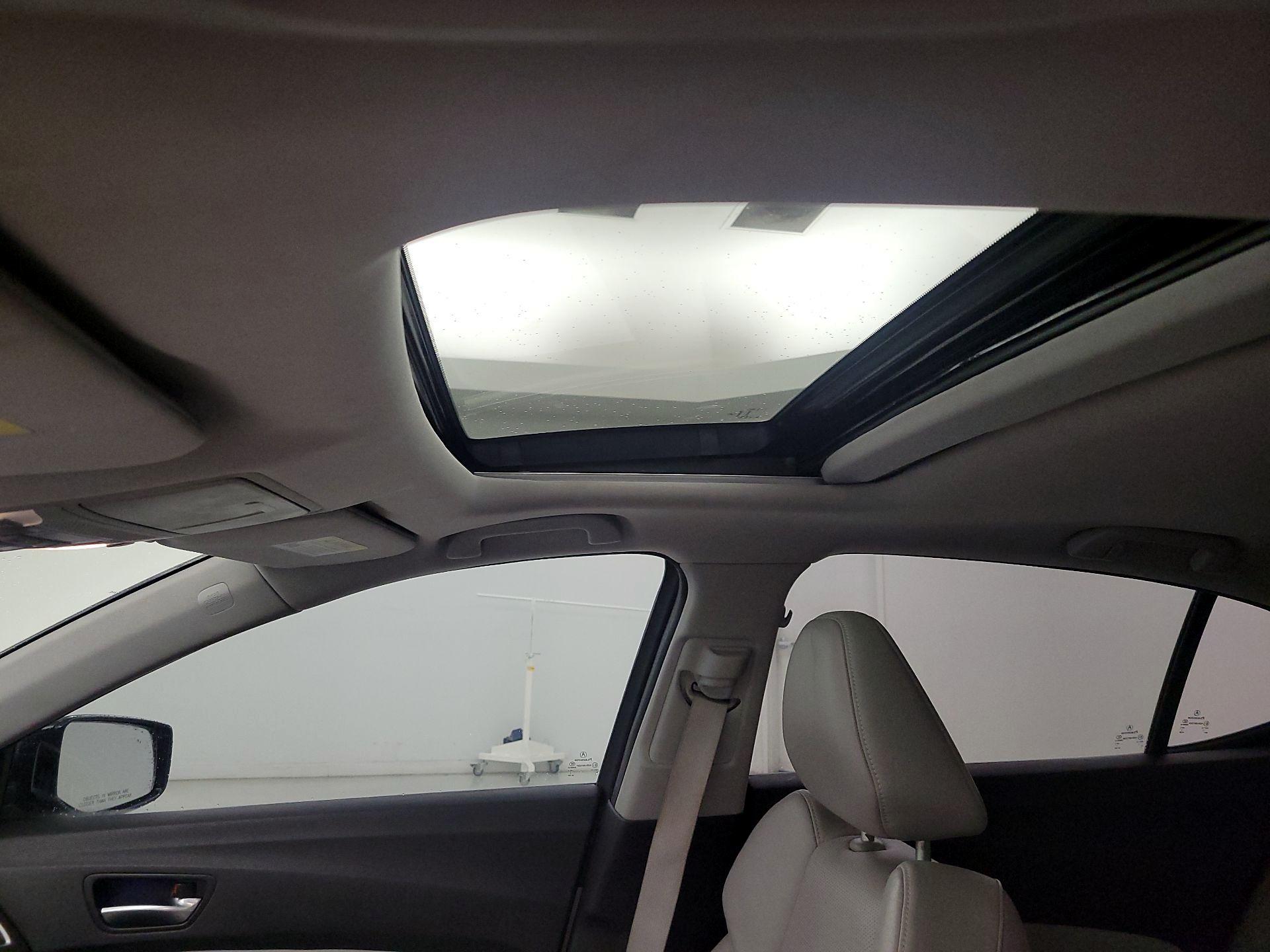 Thumbnail: 2017 Acura TLX - 20