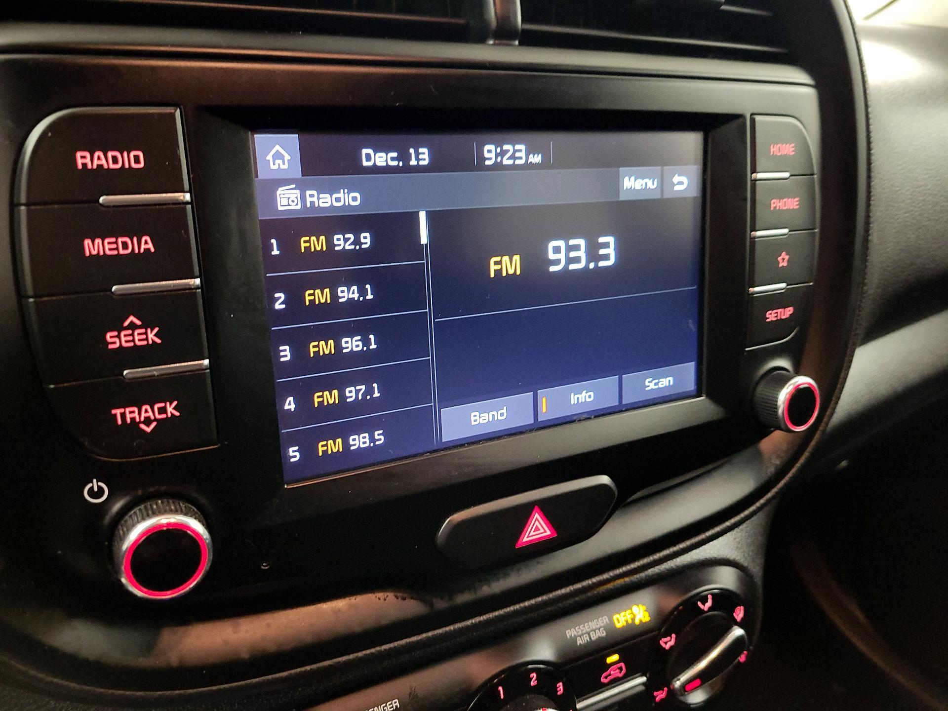 Thumbnail: 2020 Kia Soul - 15