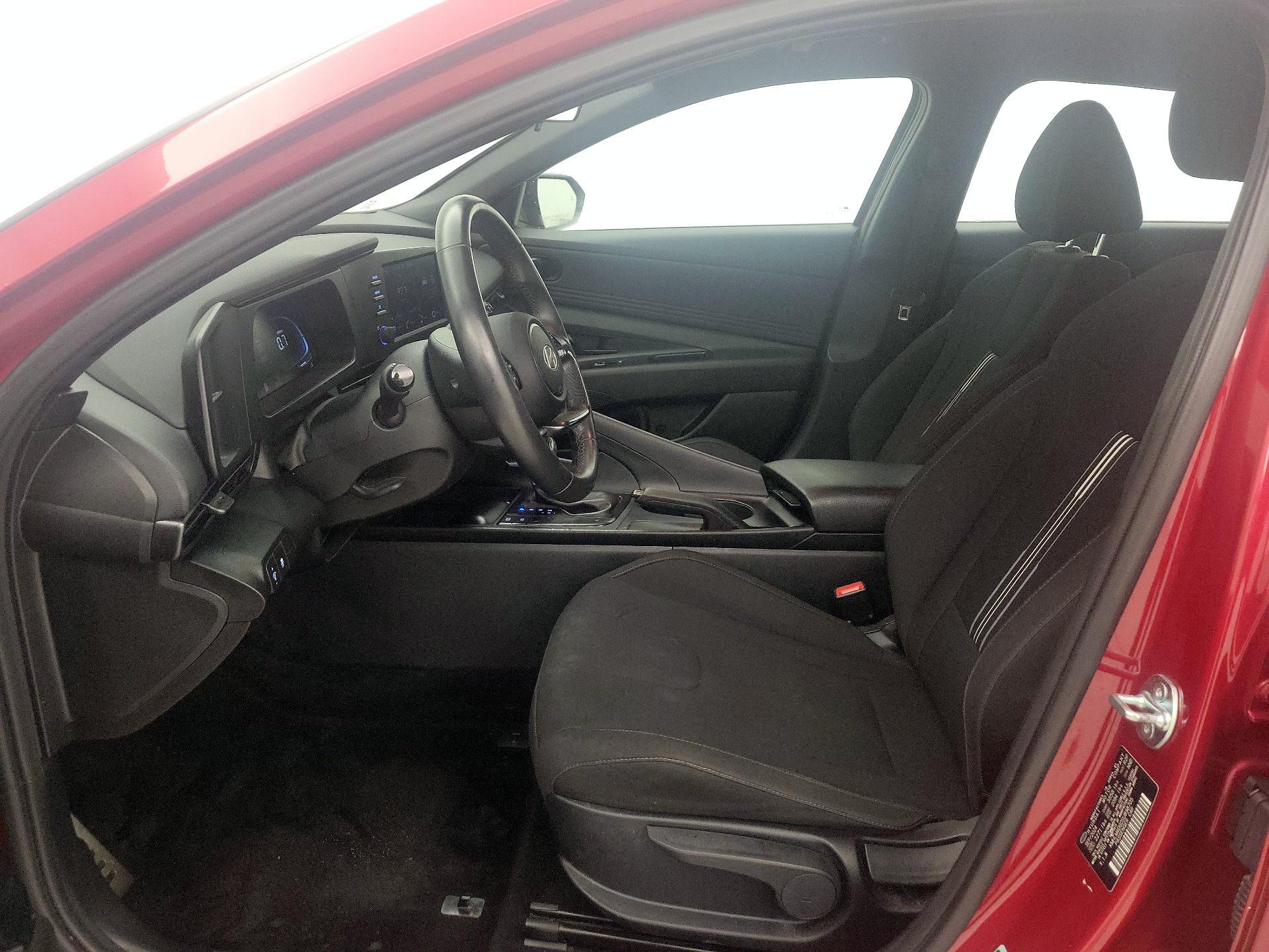 Thumbnail: 2025 Hyundai Elantra - 11